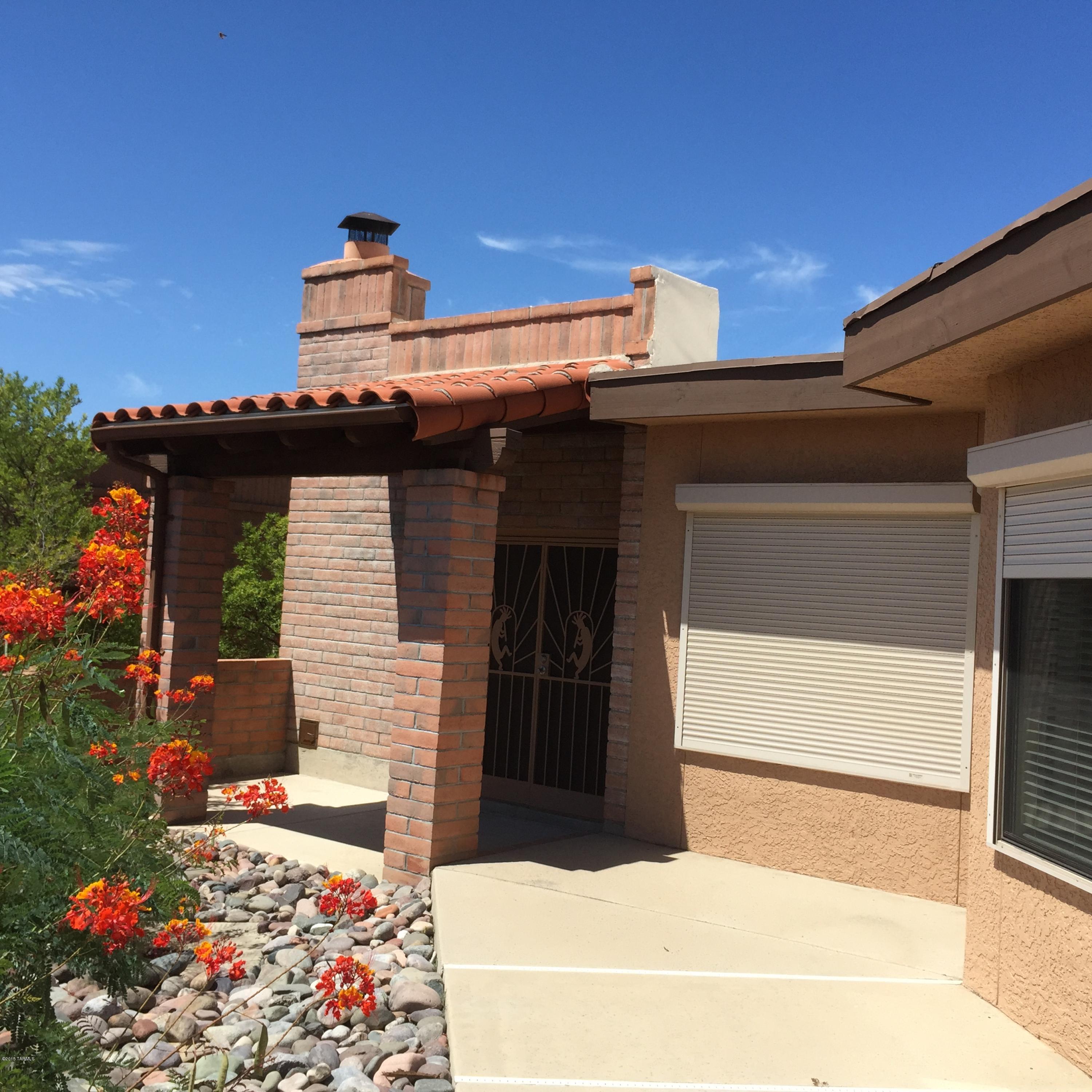 5540 N Via Velazquez