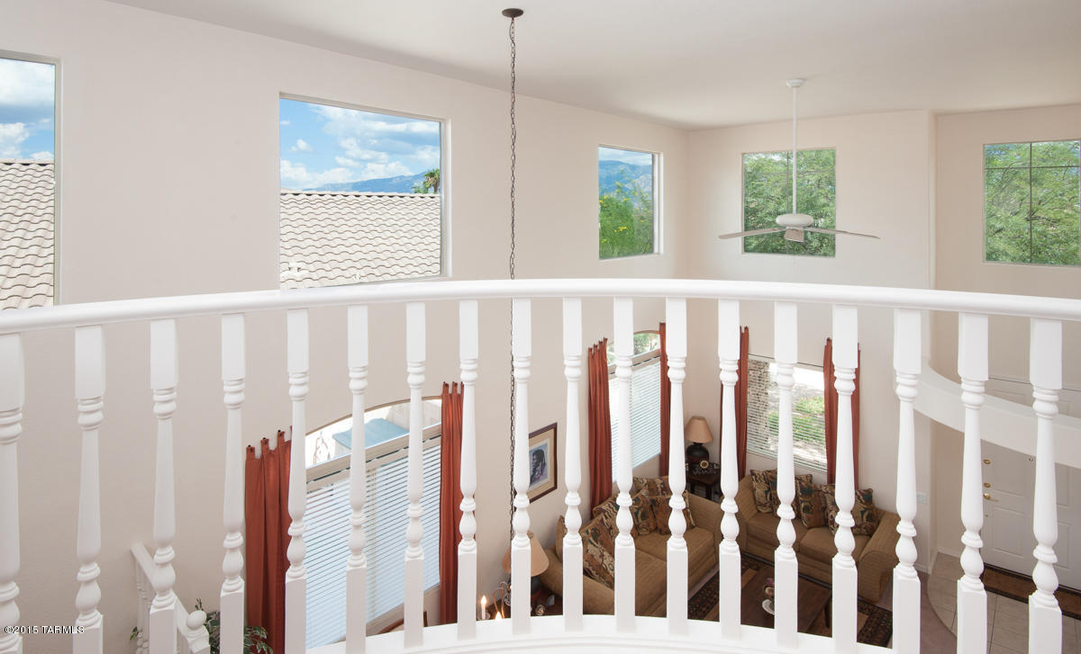 912 W Cork Oak Place