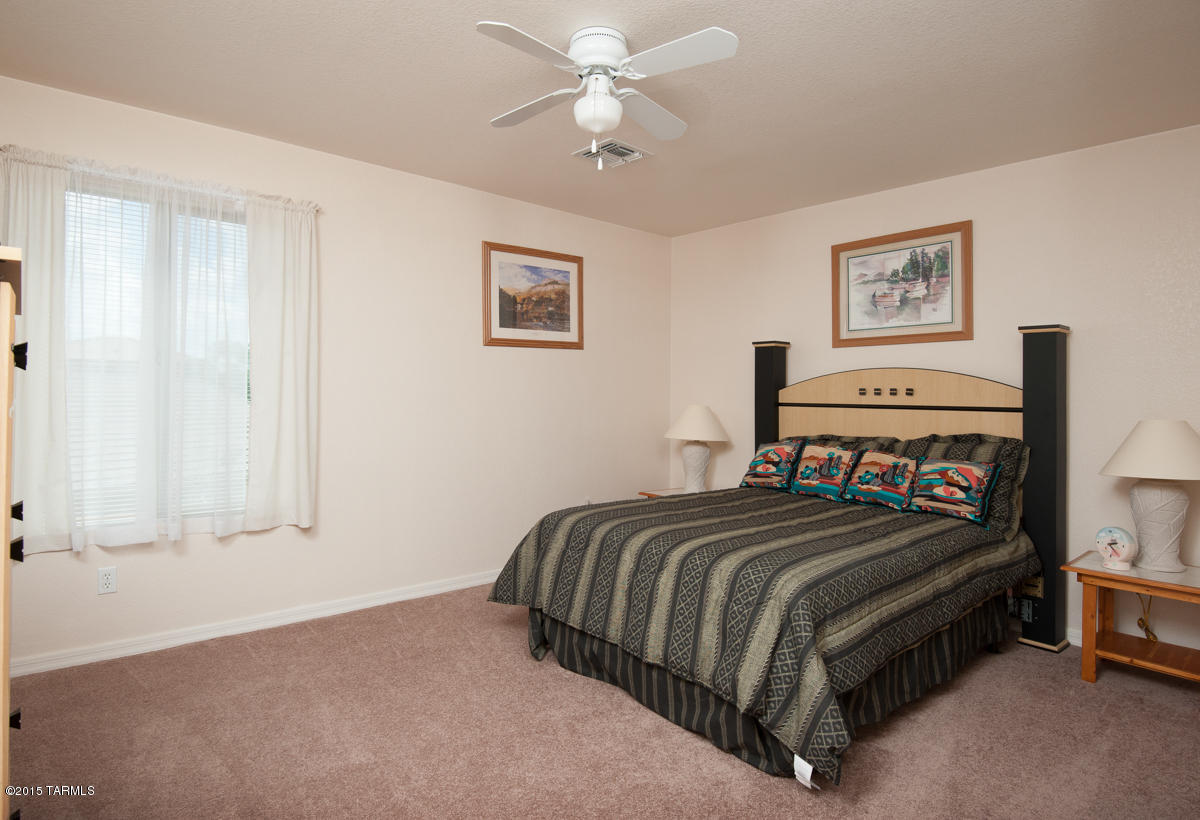 912 W Cork Oak Place