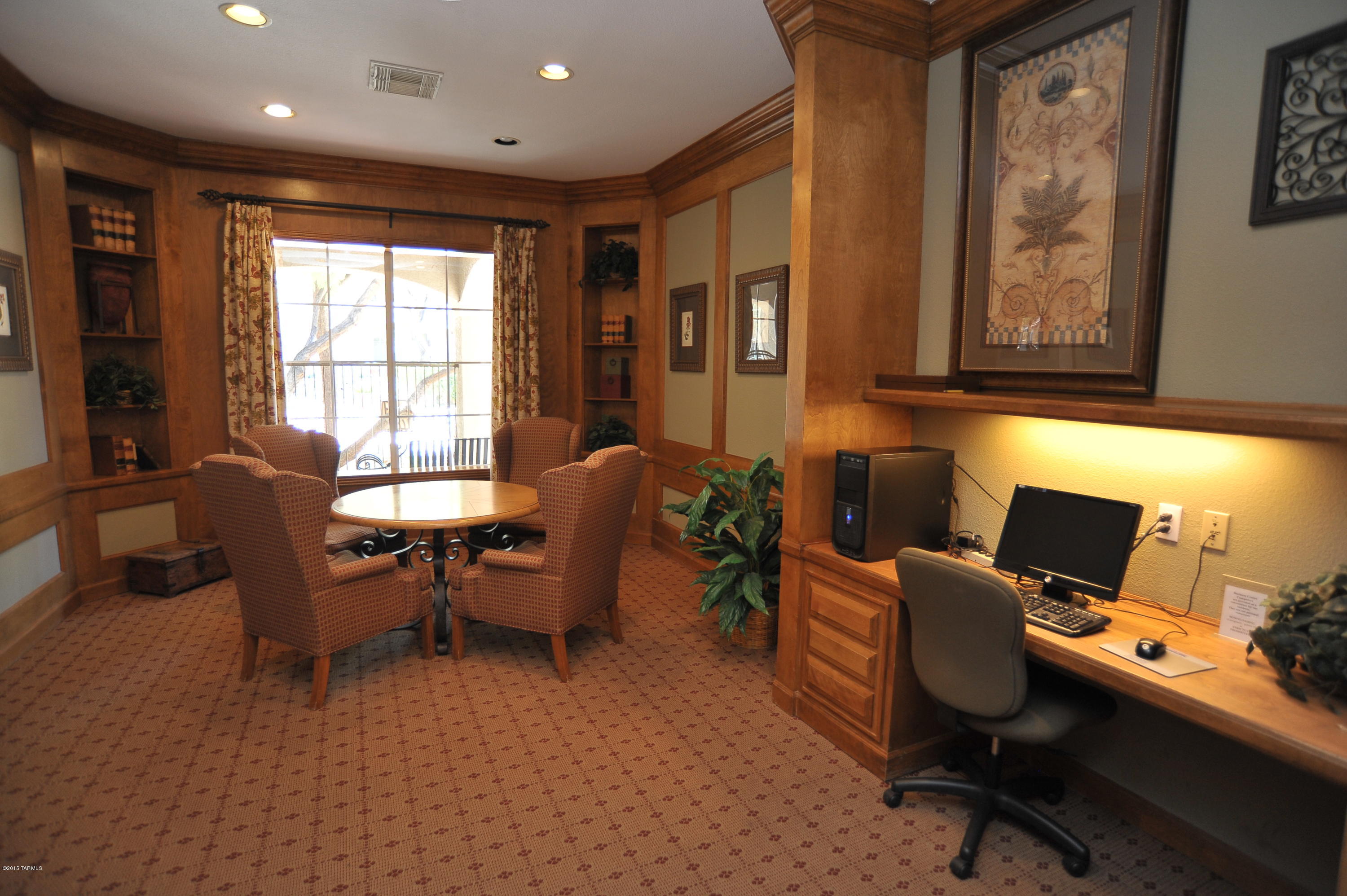 1500 E Pusch Wilderness Drive Unit: 7206