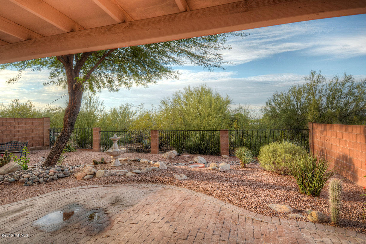 1285 W Paintbrush Place