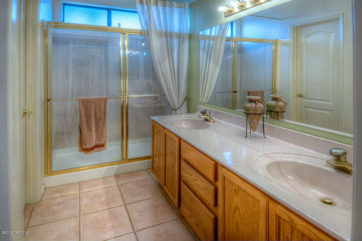 1285 W Paintbrush Place