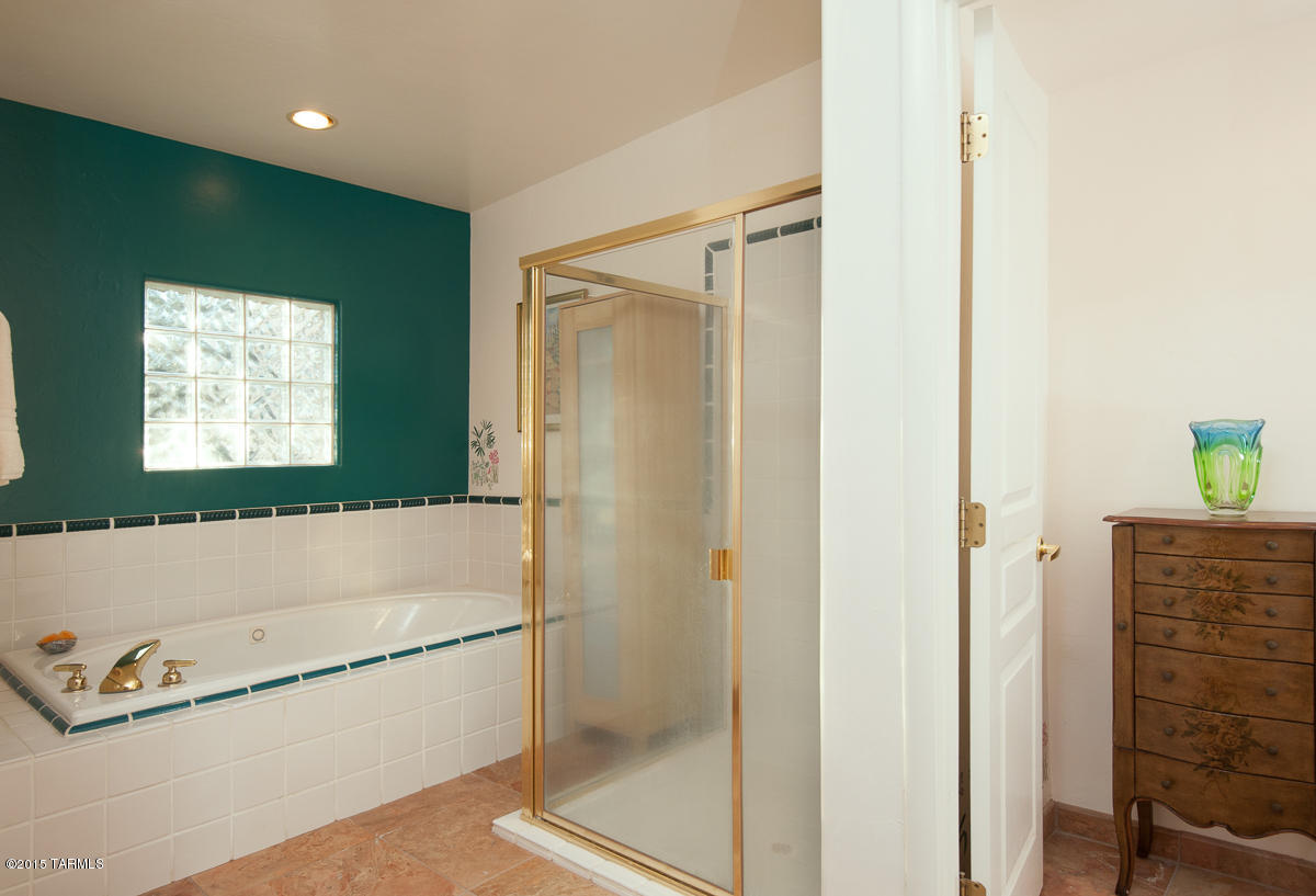 681 W Silver Eagle Court