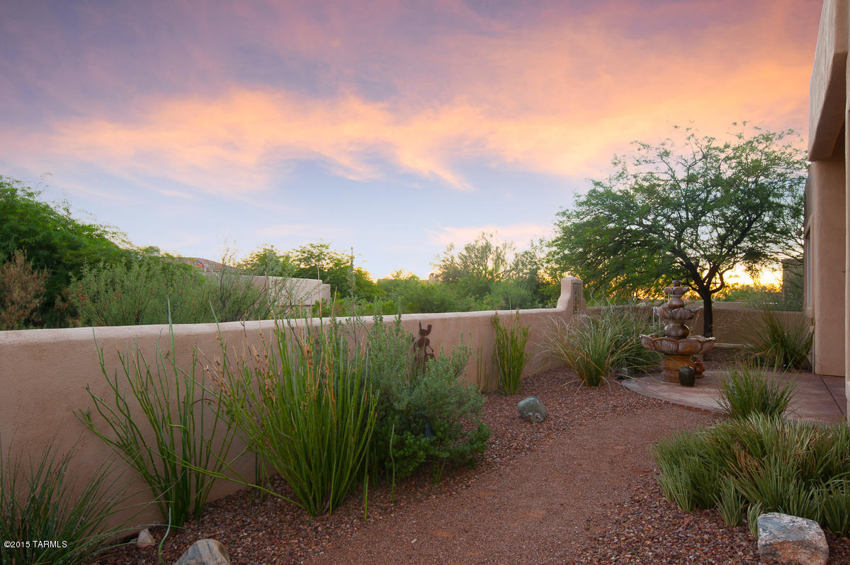 681 W Silver Eagle Court