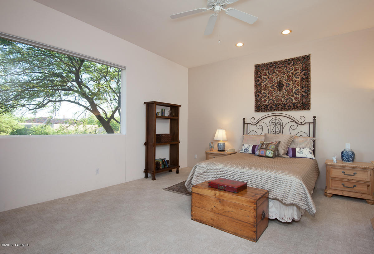 681 W Silver Eagle Court