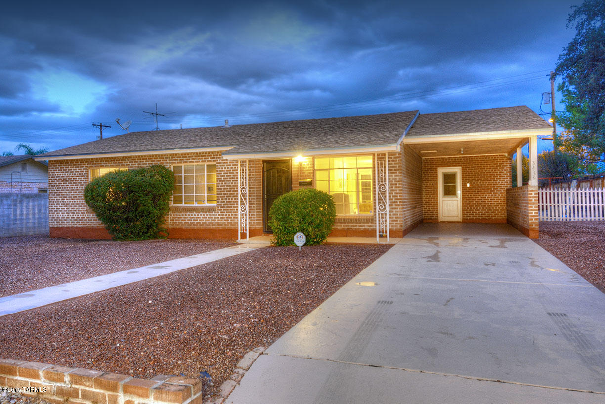 3439 E Hawthorne Street