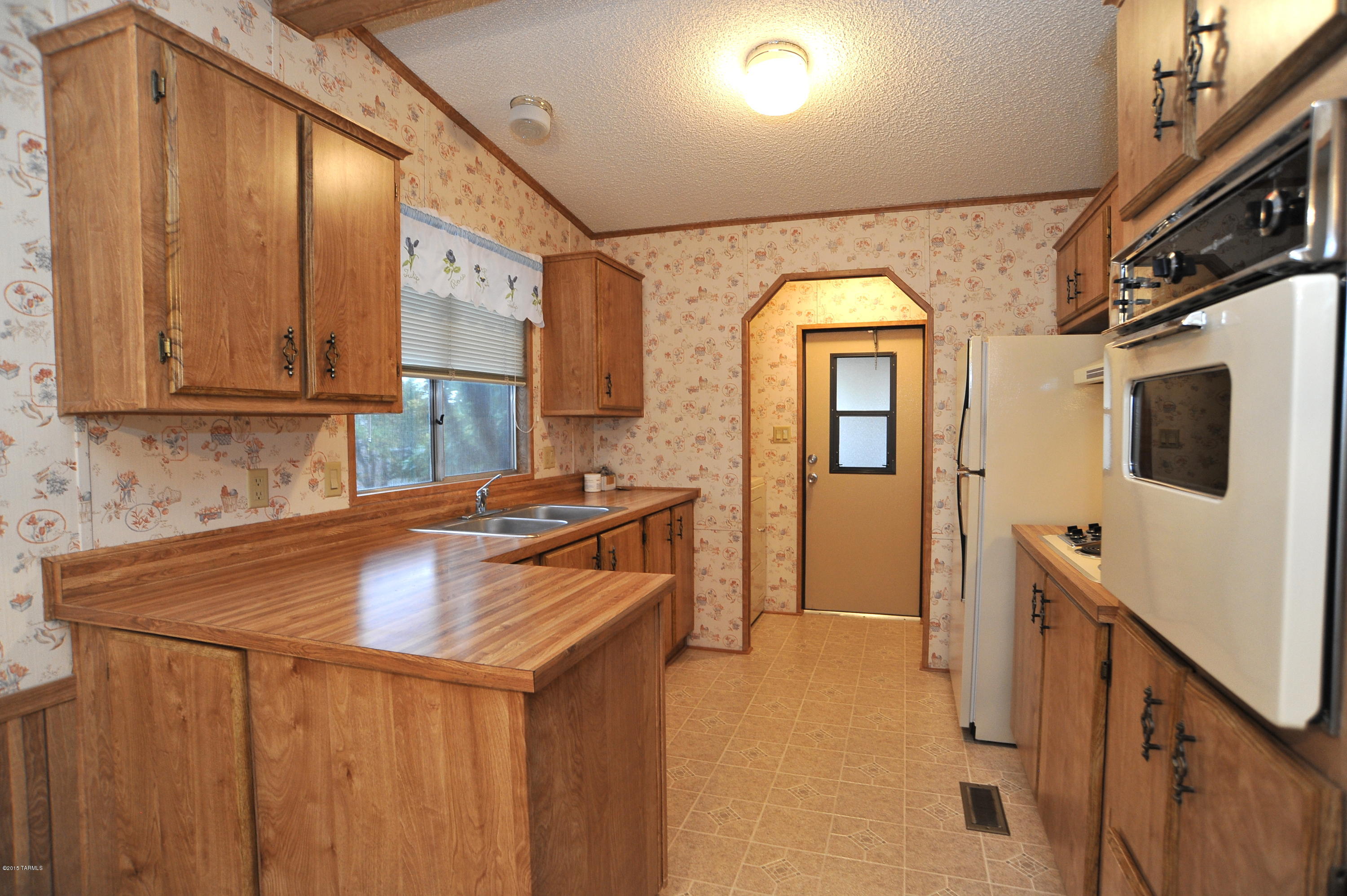 10675 N Stromboli Avenue