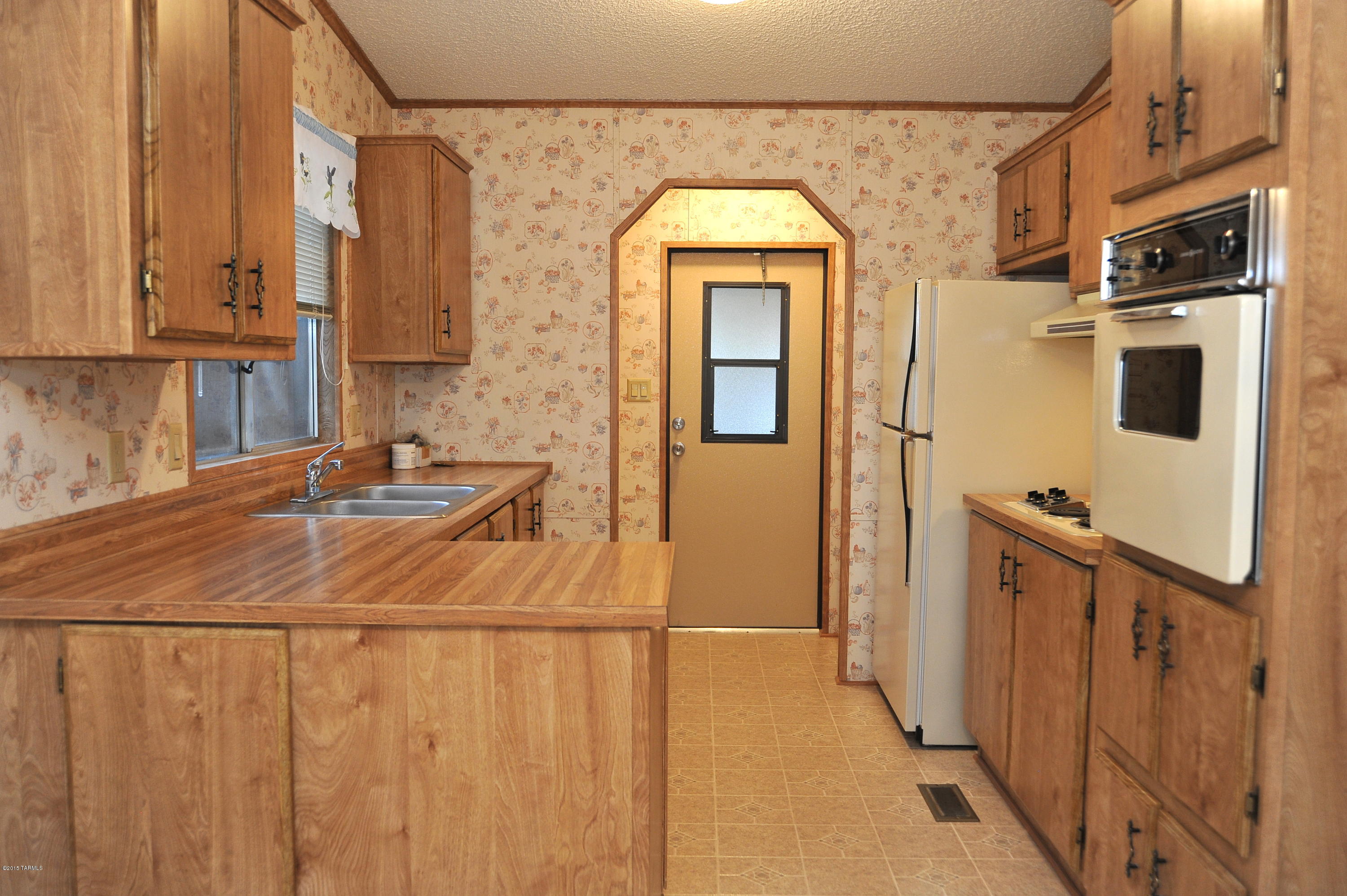 10675 N Stromboli Avenue