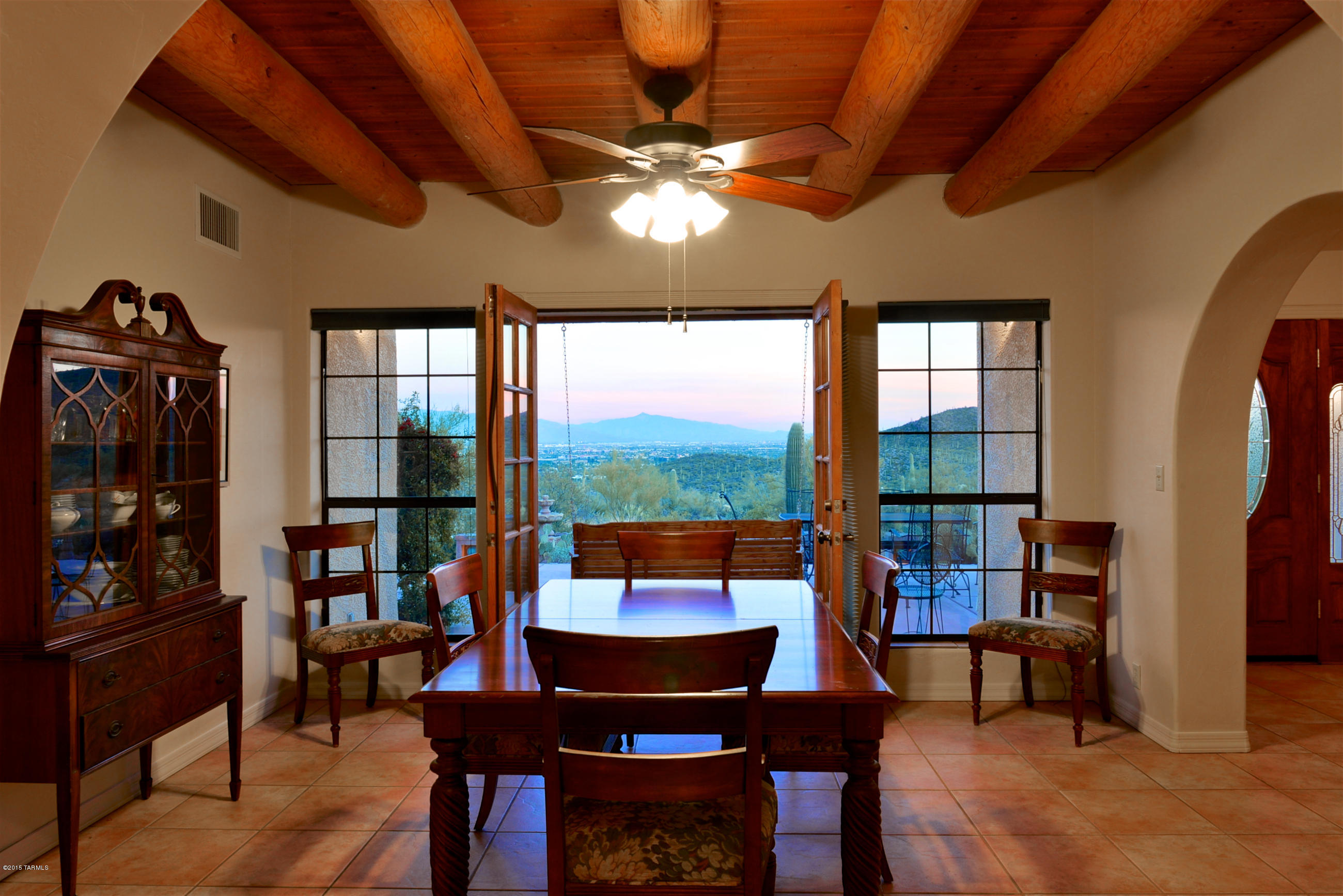 3155 W Mockingbird Lane