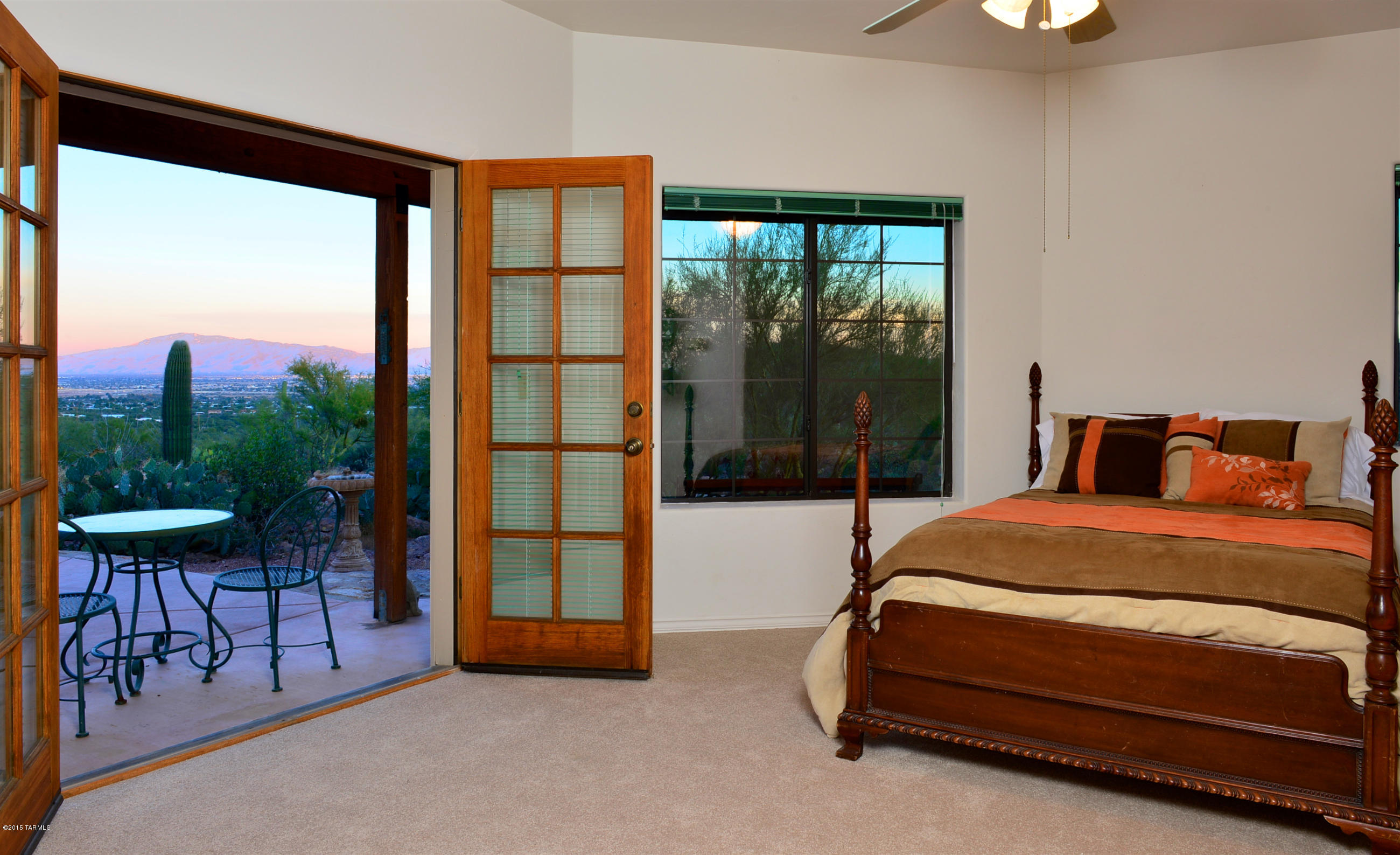 3155 W Mockingbird Lane