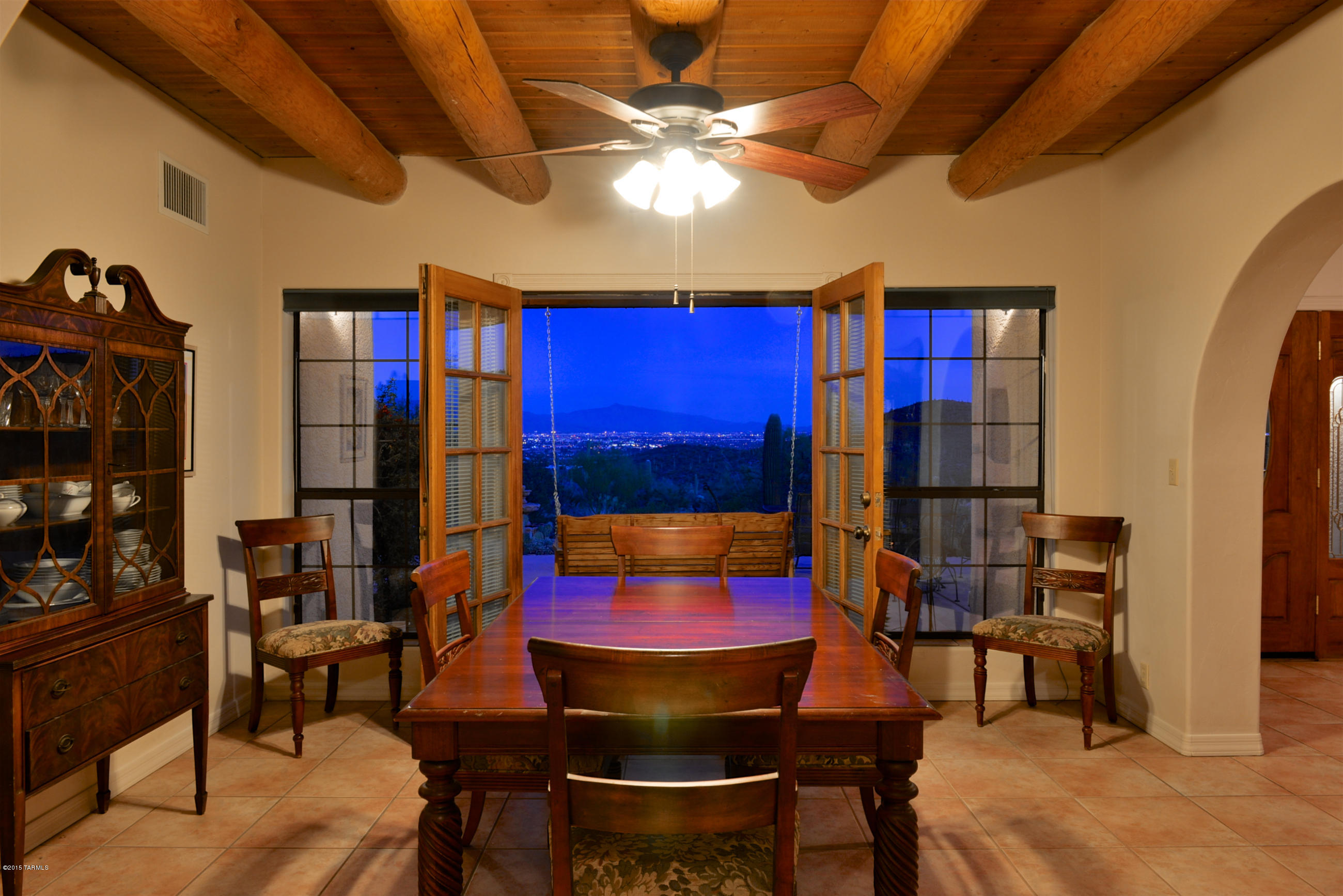 3155 W Mockingbird Lane