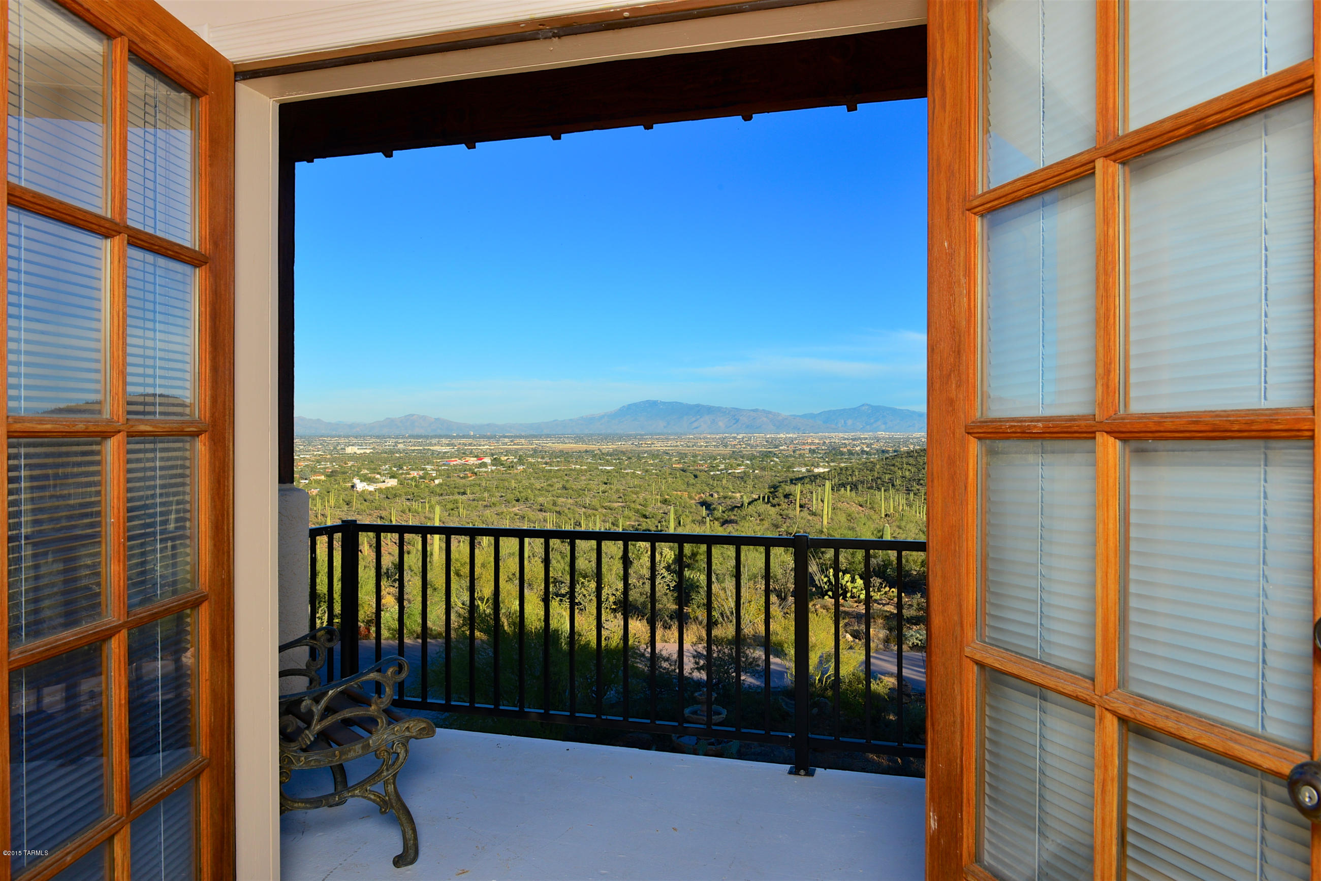 3155 W Mockingbird Lane