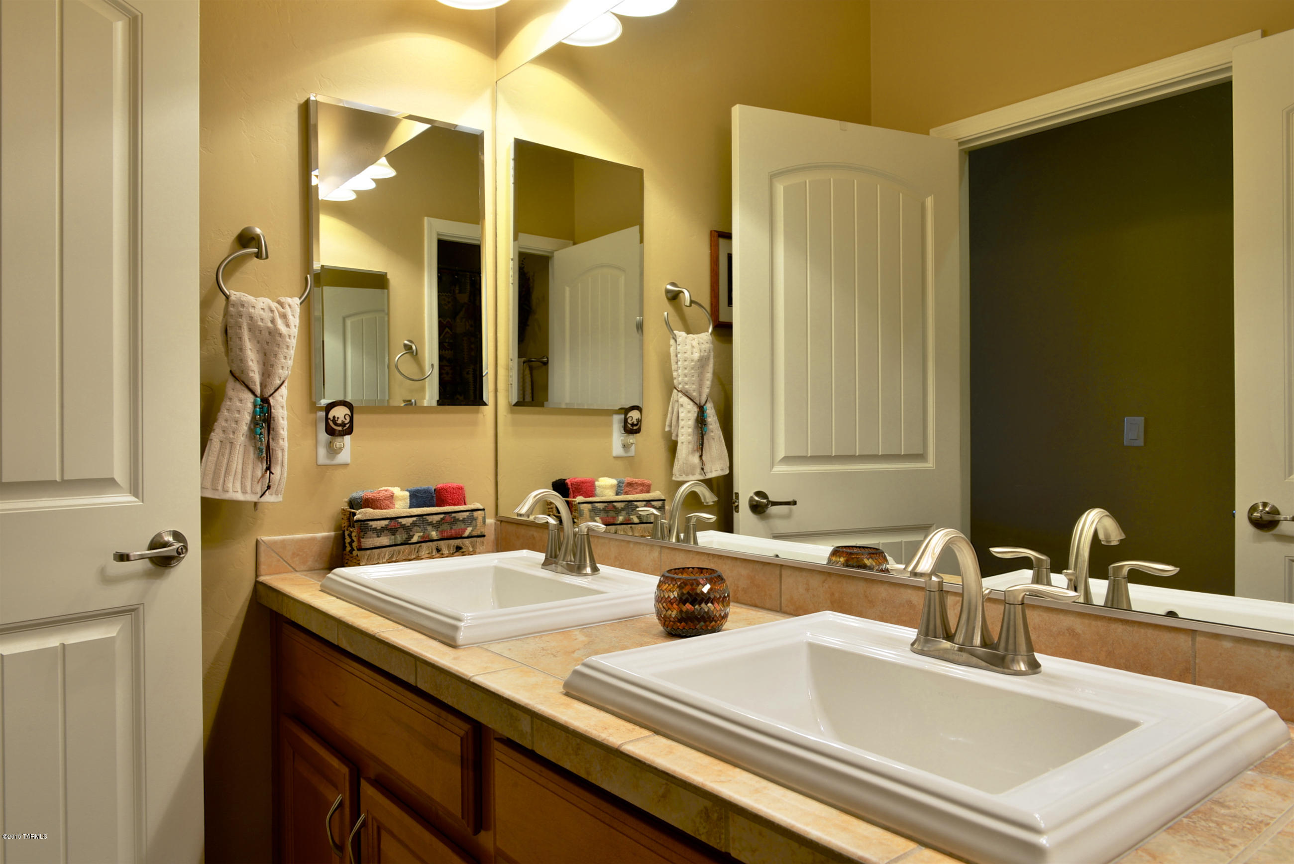 4710 W Sunrise Shadow Court