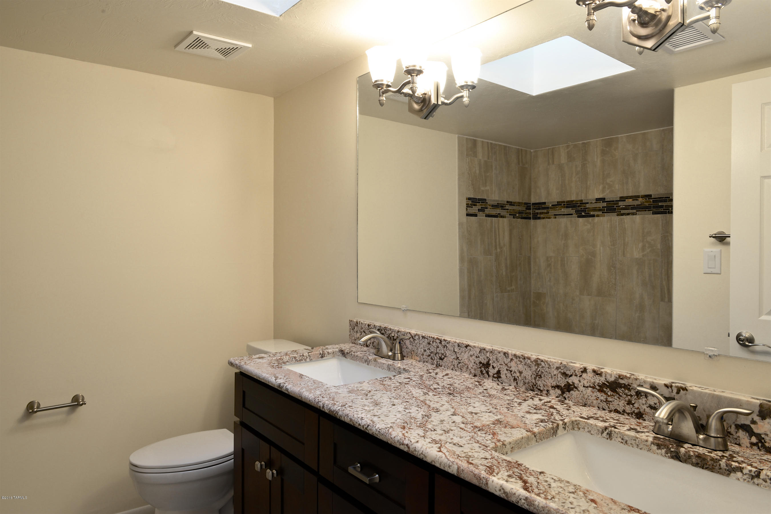 314 E Cambridge Drive