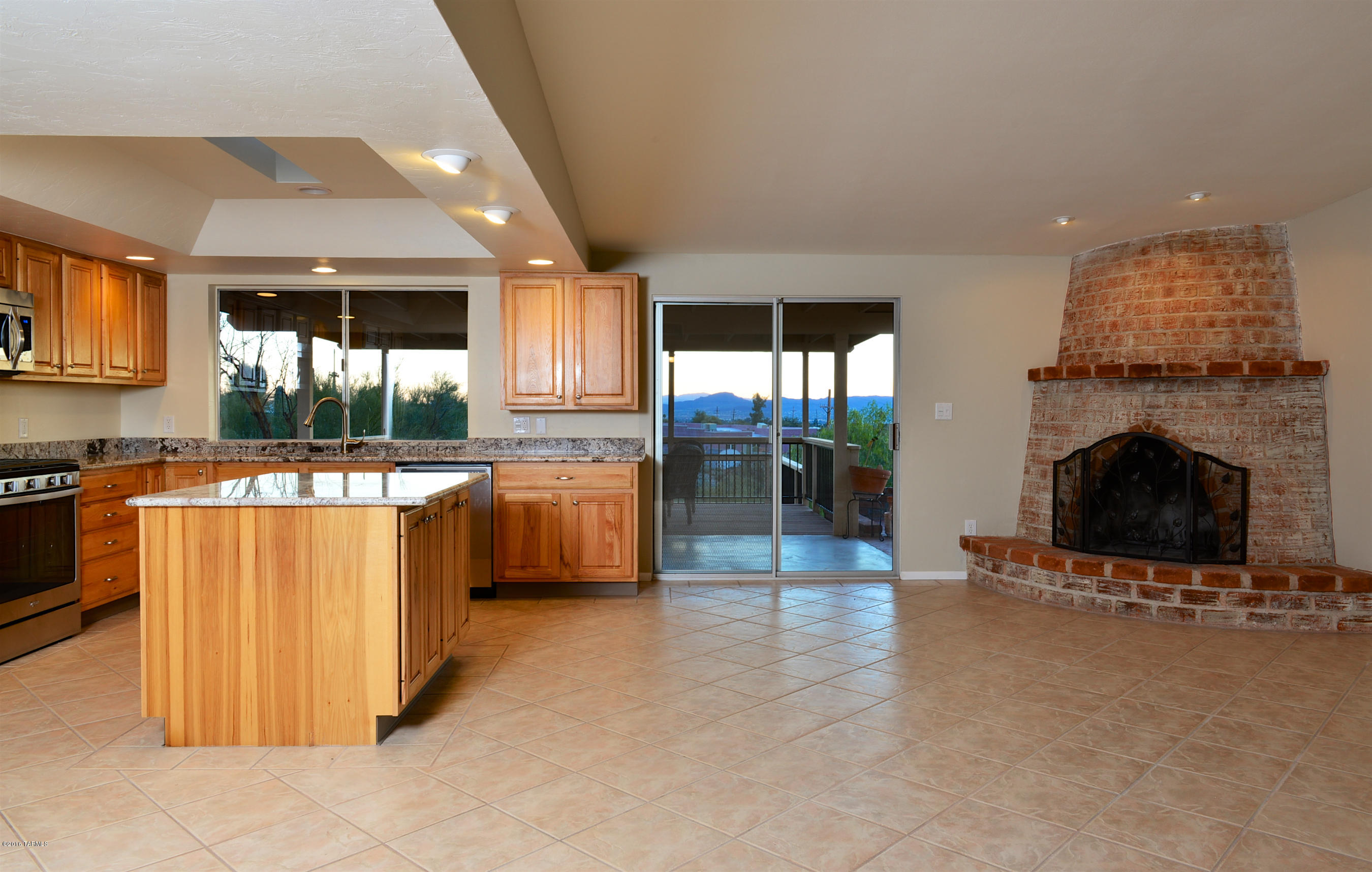 314 E Cambridge Drive