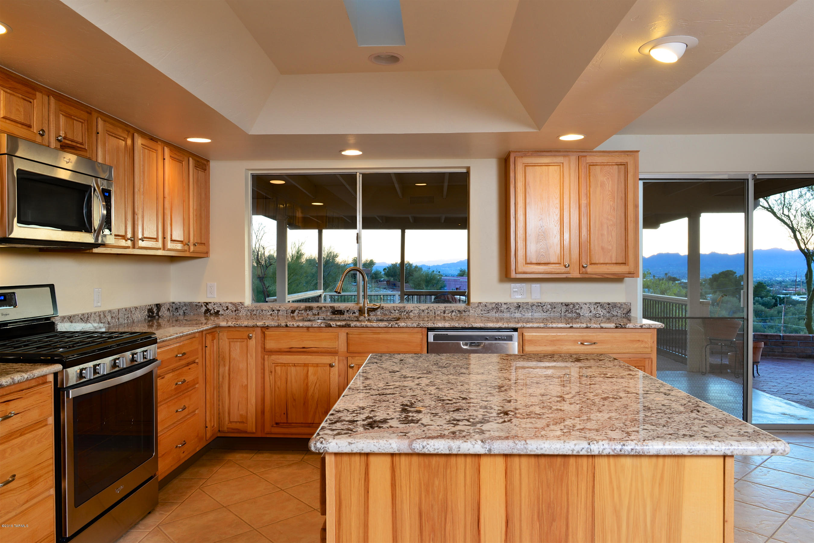 314 E Cambridge Drive