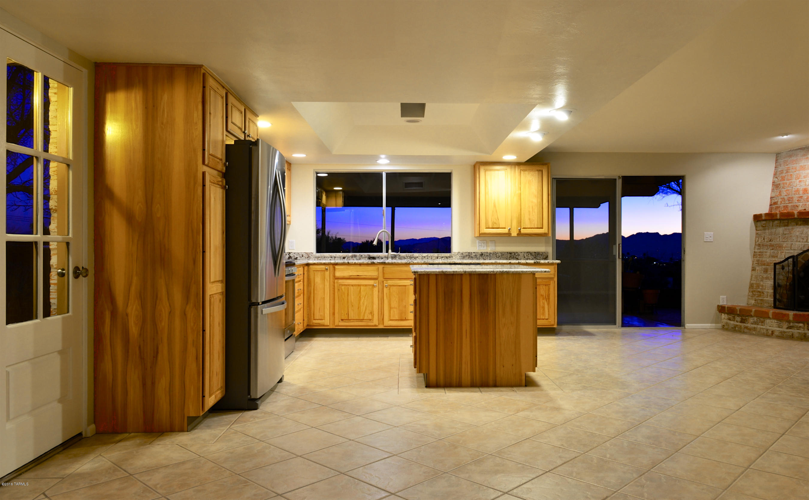 314 E Cambridge Drive