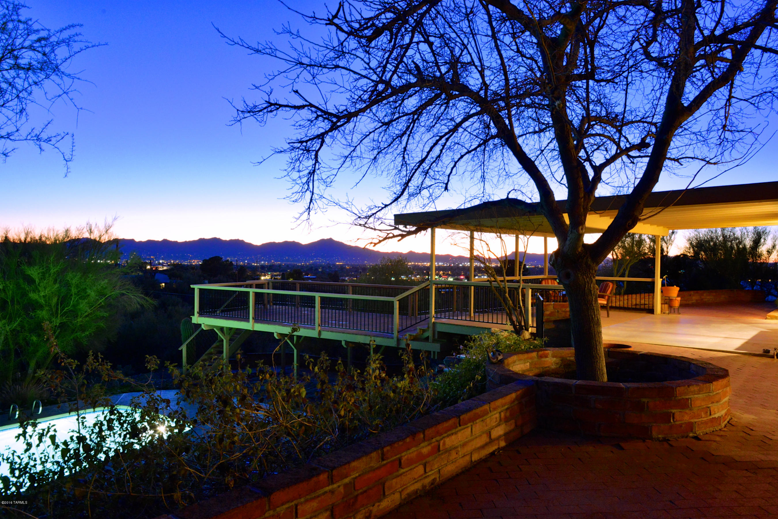 314 E Cambridge Drive