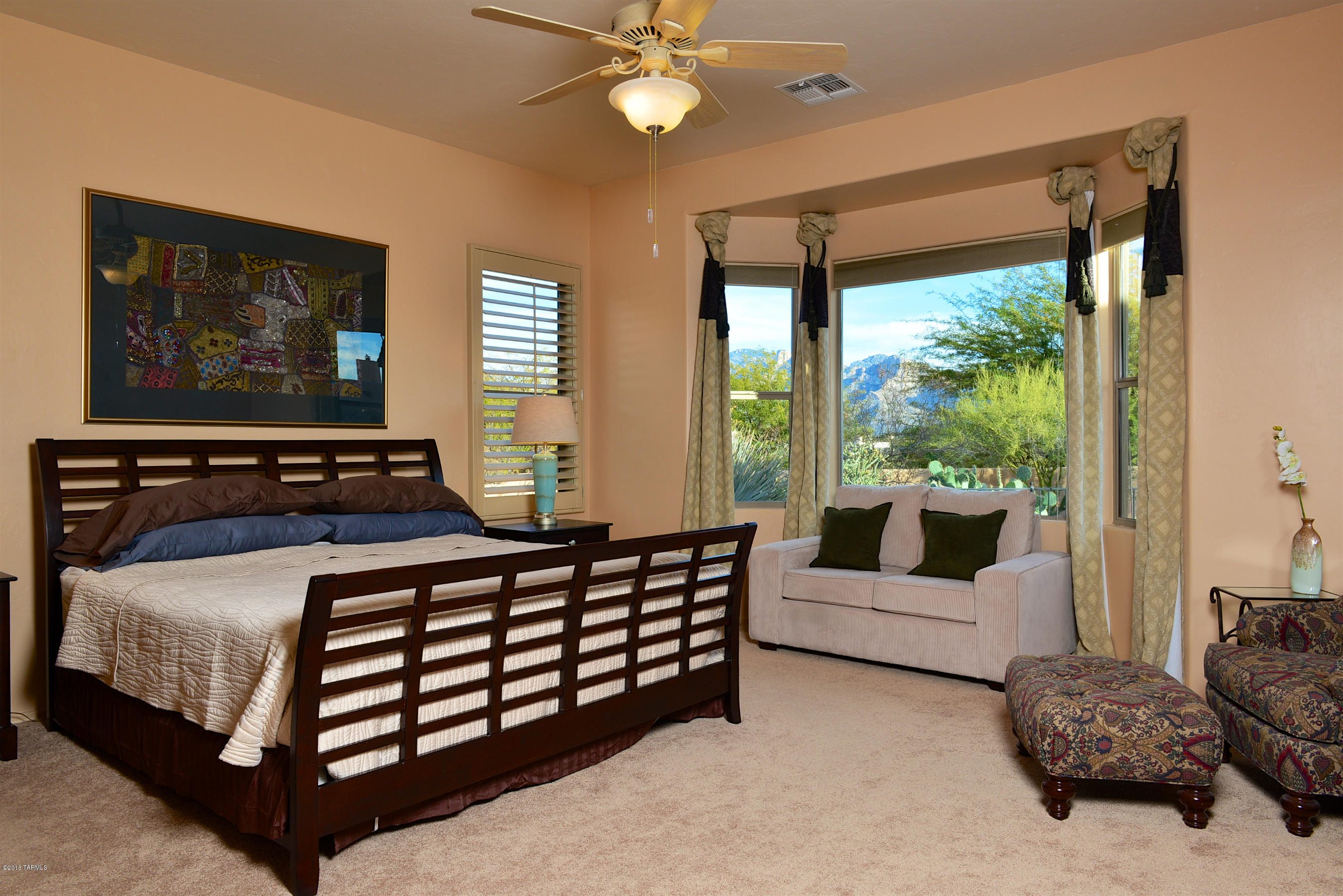 11814 N Mountain Laurel Place