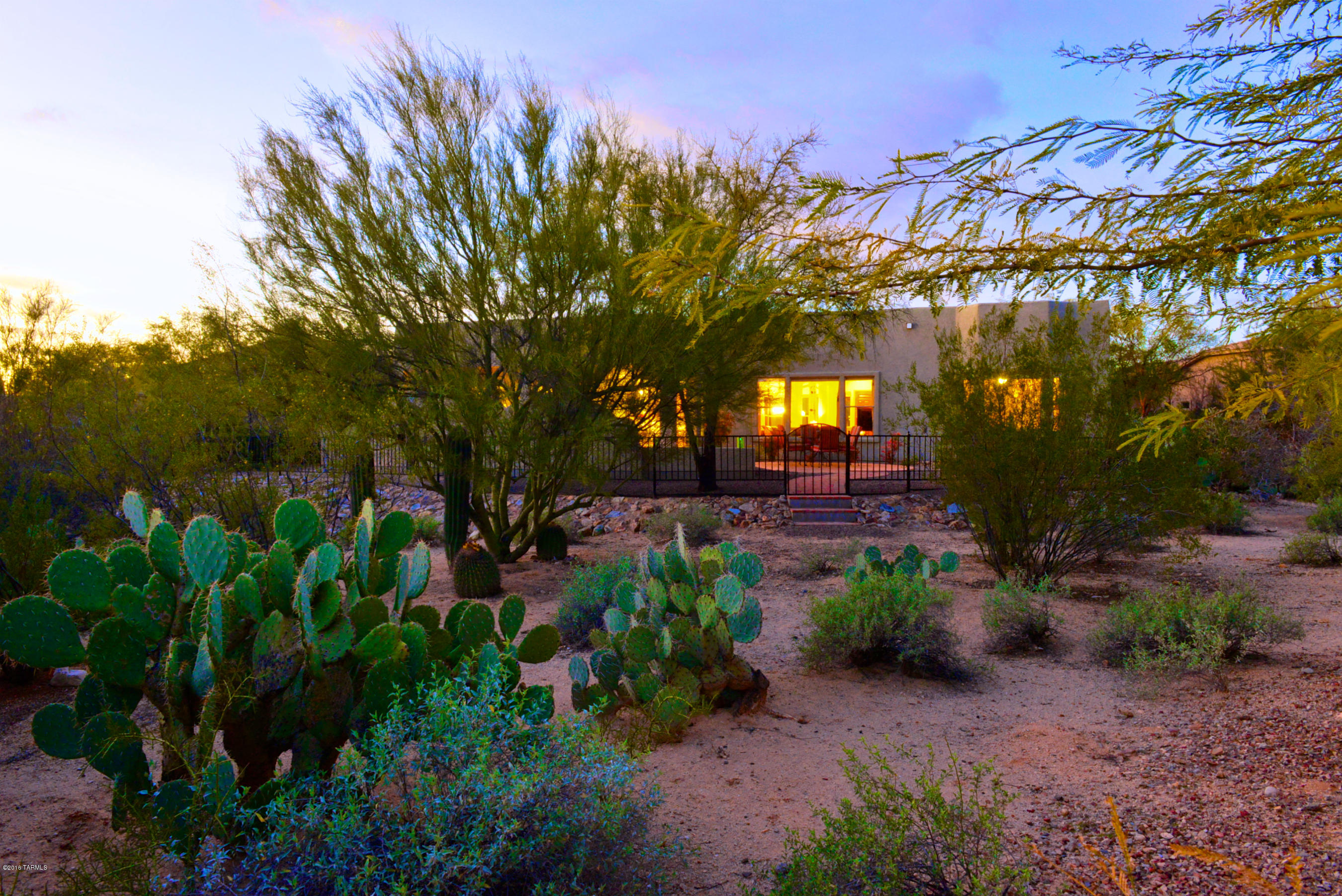 11814 N Mountain Laurel Place