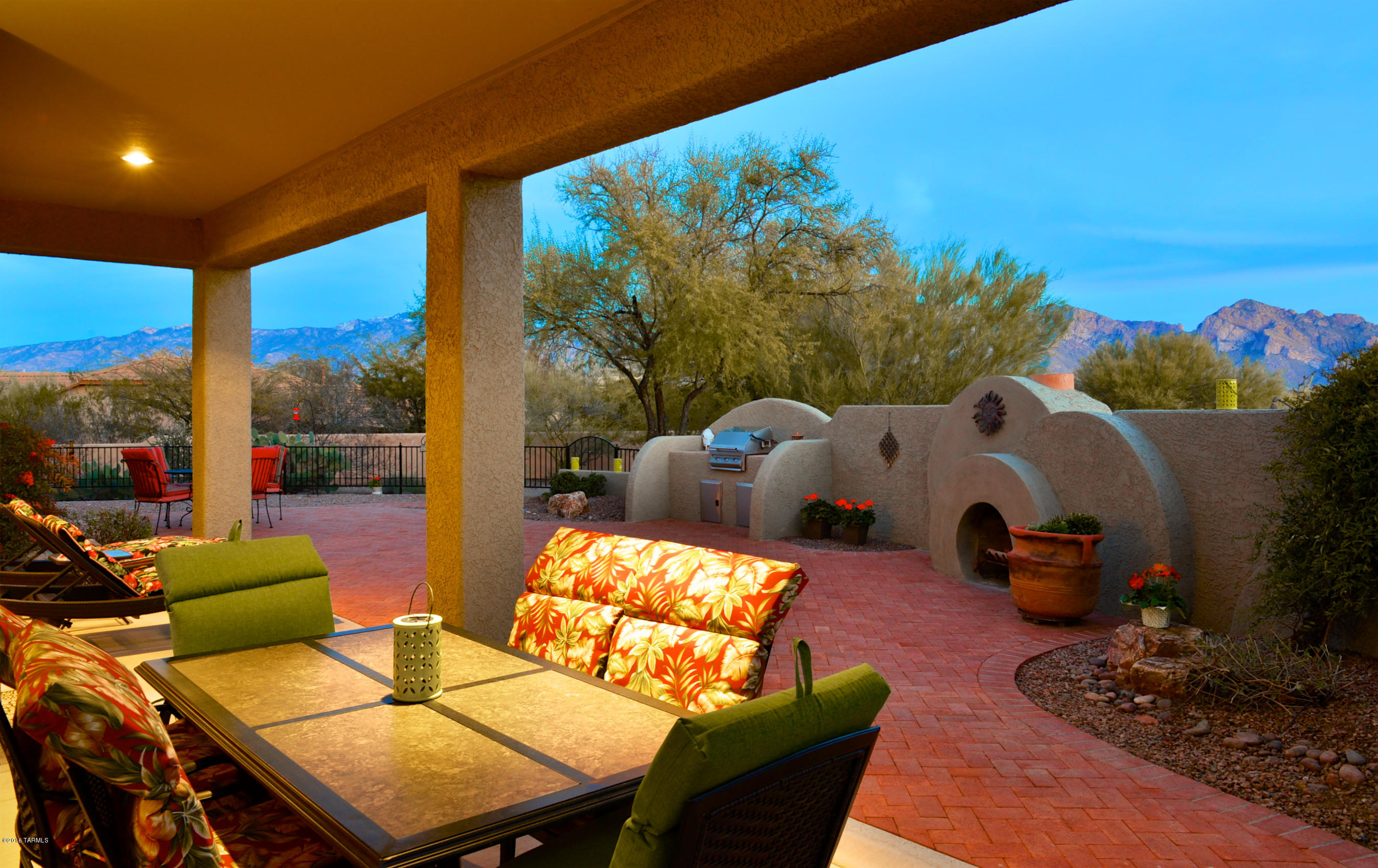 11814 N Mountain Laurel Place