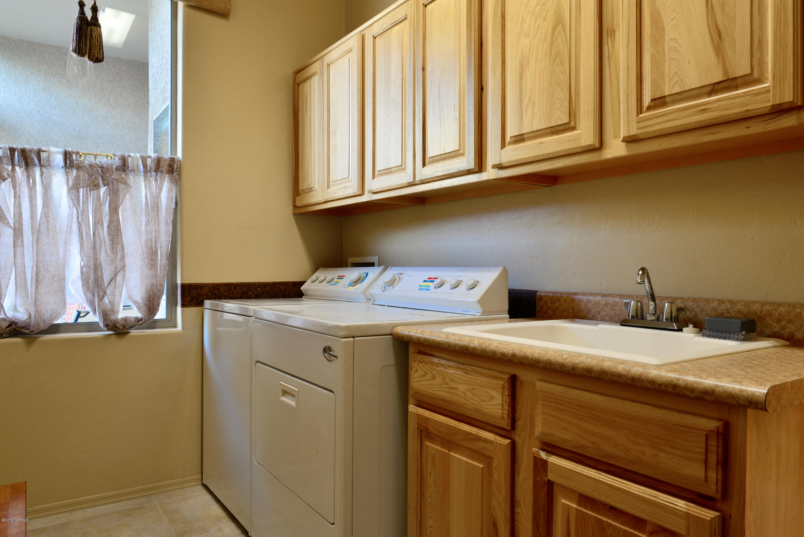 11814 N Mountain Laurel Place