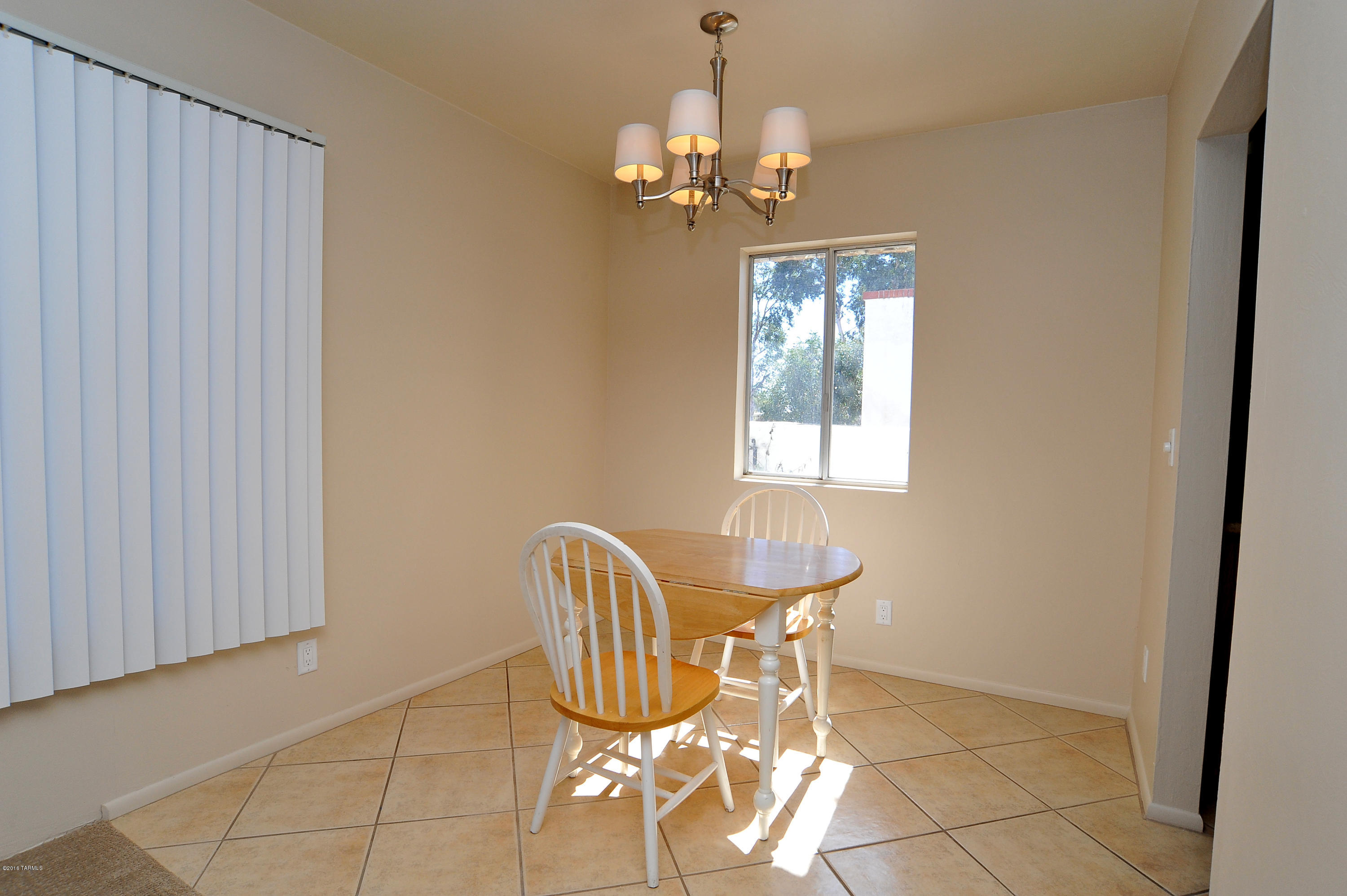 600 E River Road Unit: L