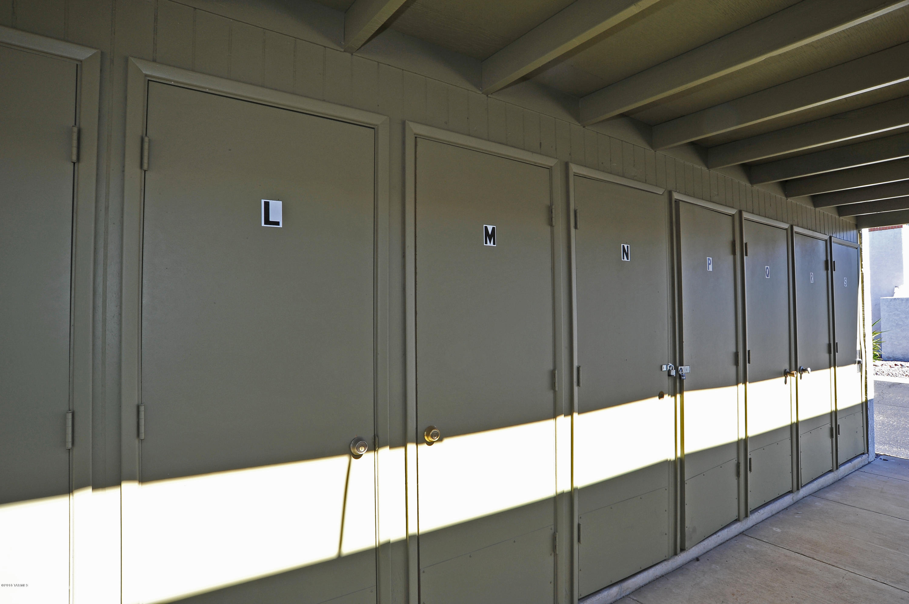 600 E River Road Unit: L