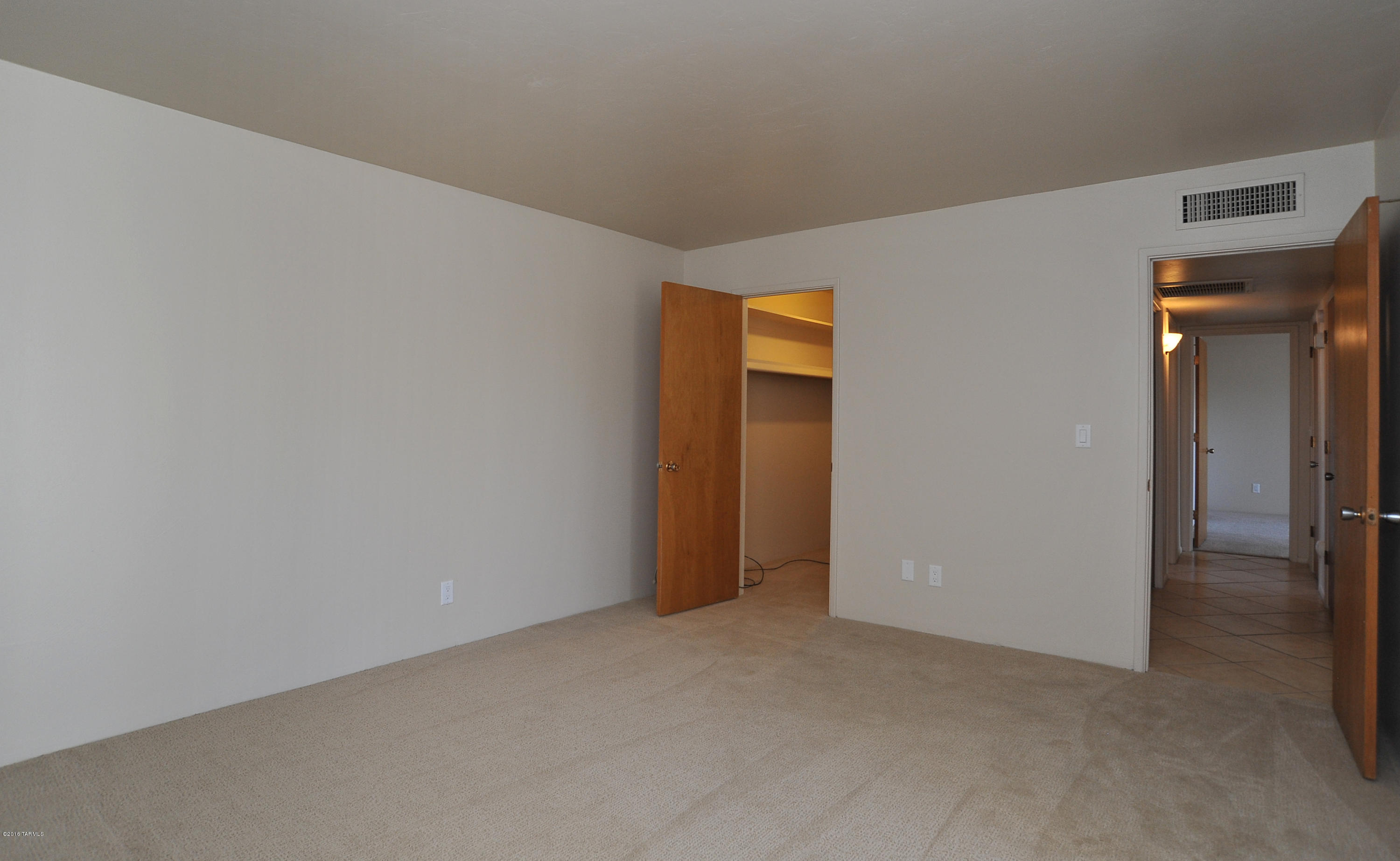 600 E River Road Unit: L