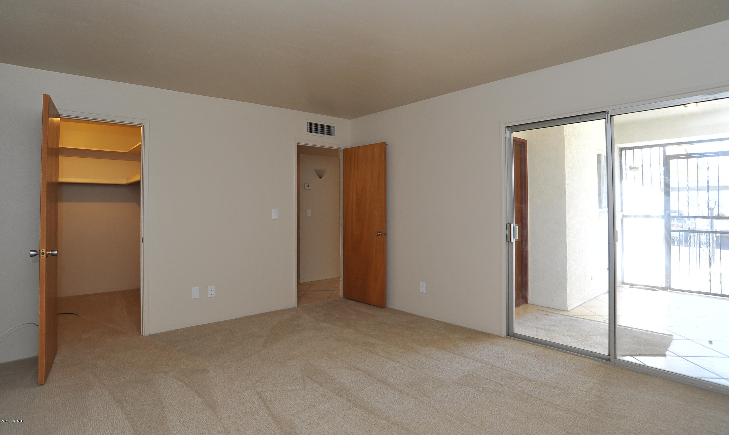 600 E River Road Unit: L