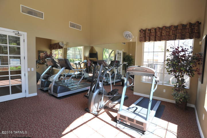 1500 E Pusch Wilderness Drive Unit: 15105