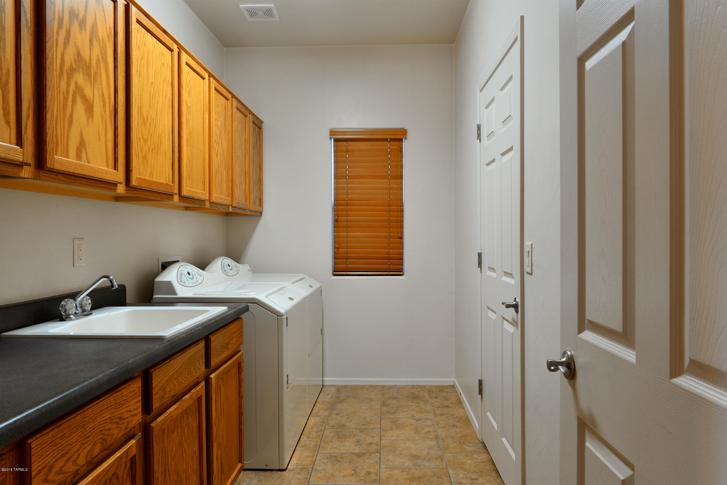 11825 N Sage Brook Road