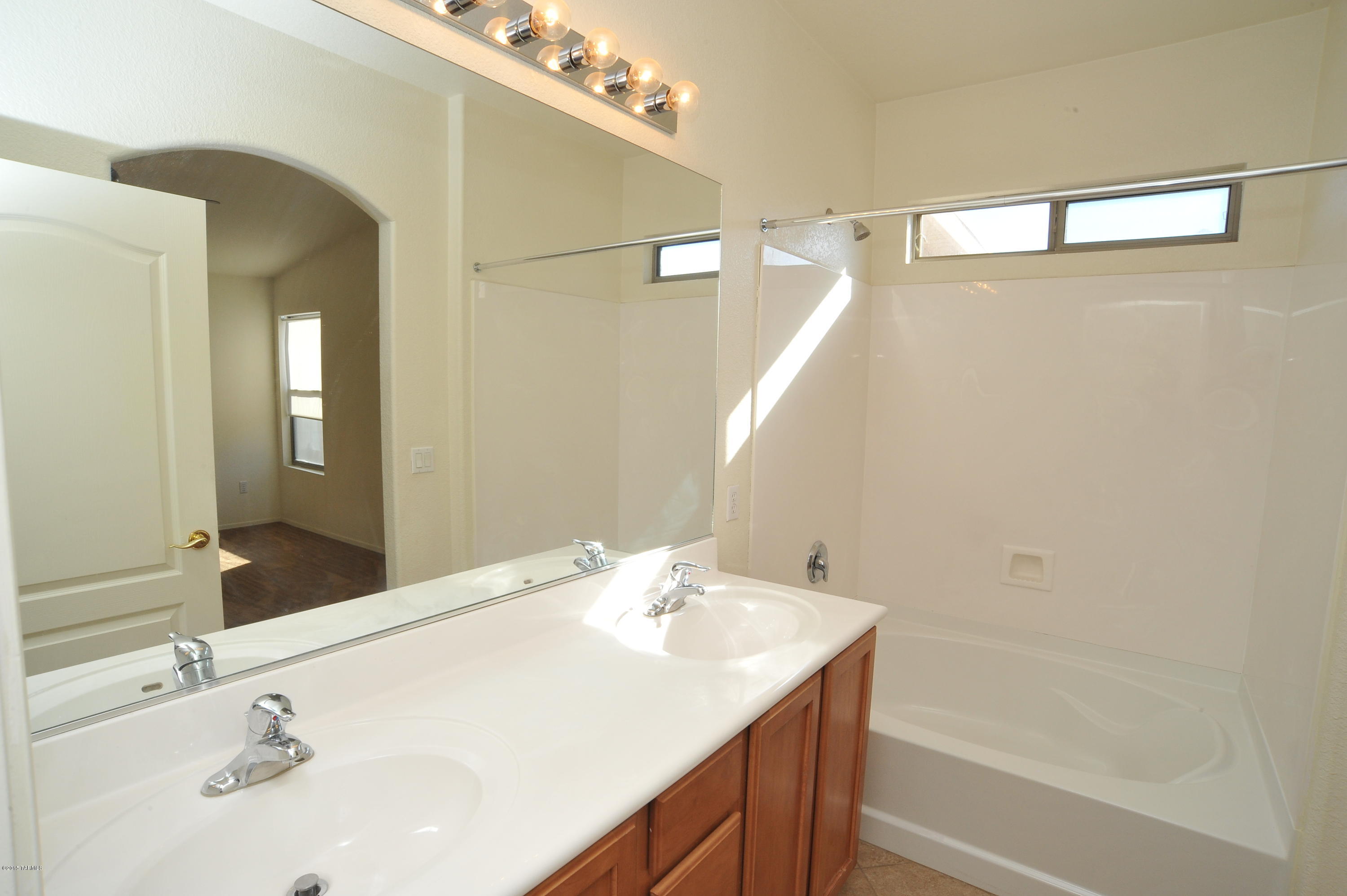 6643 W Quailwood Way