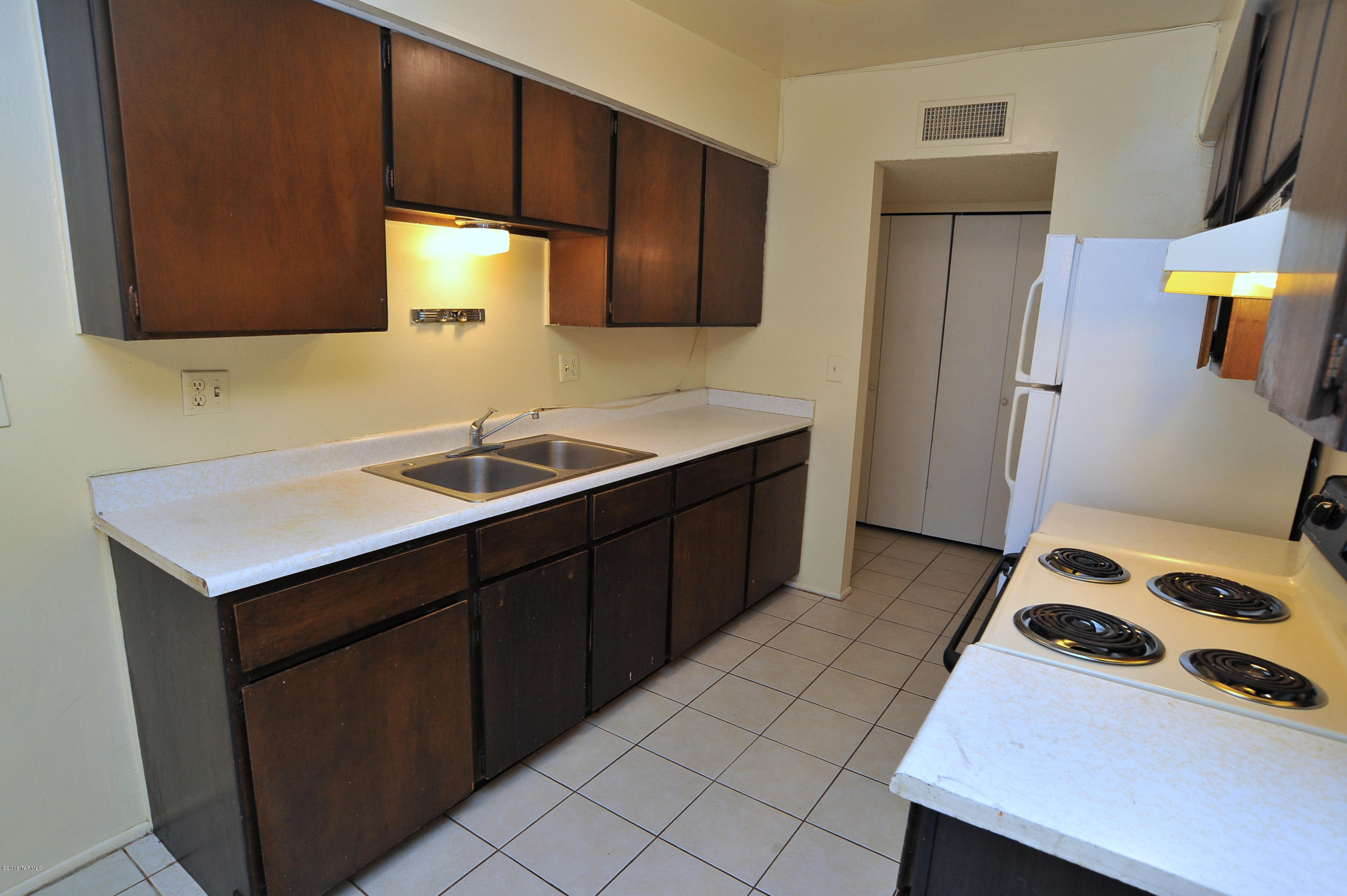 3509 S Prudence Road