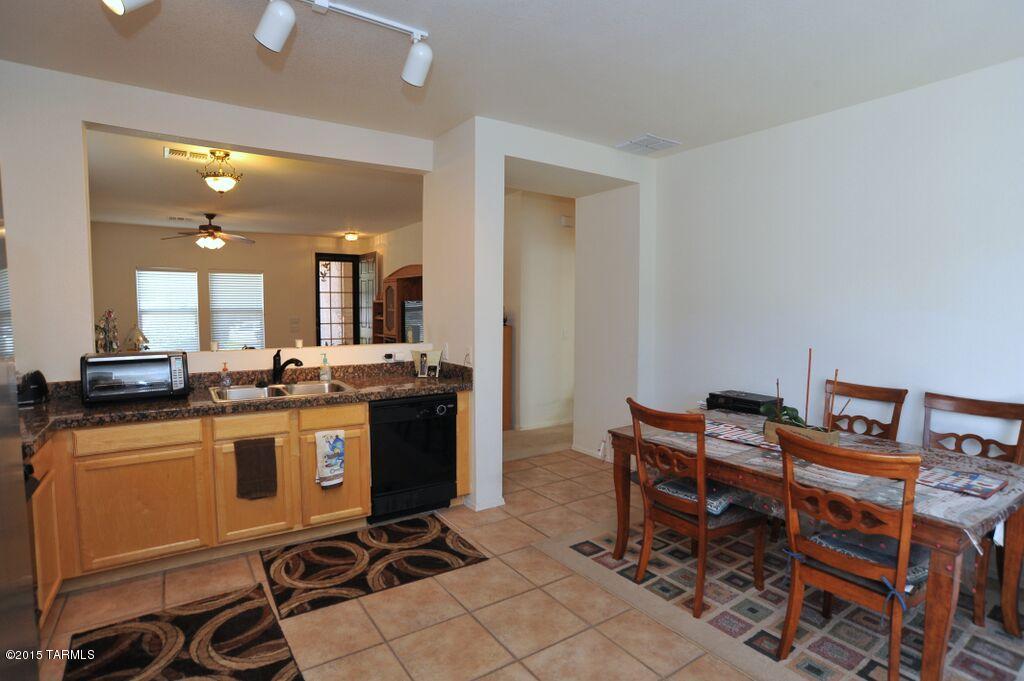 5663 W King Snake Drive