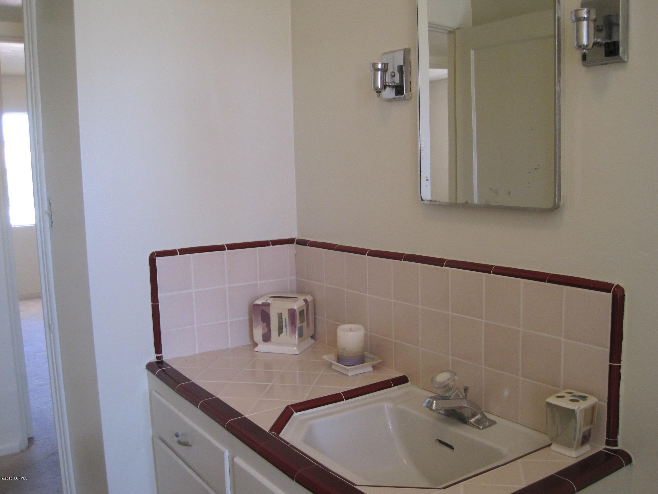 4866 E Cooper Street