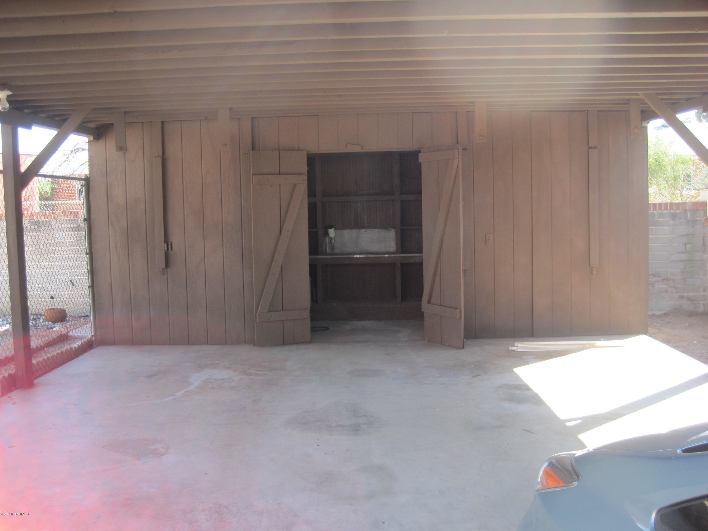 4866 E Cooper Street