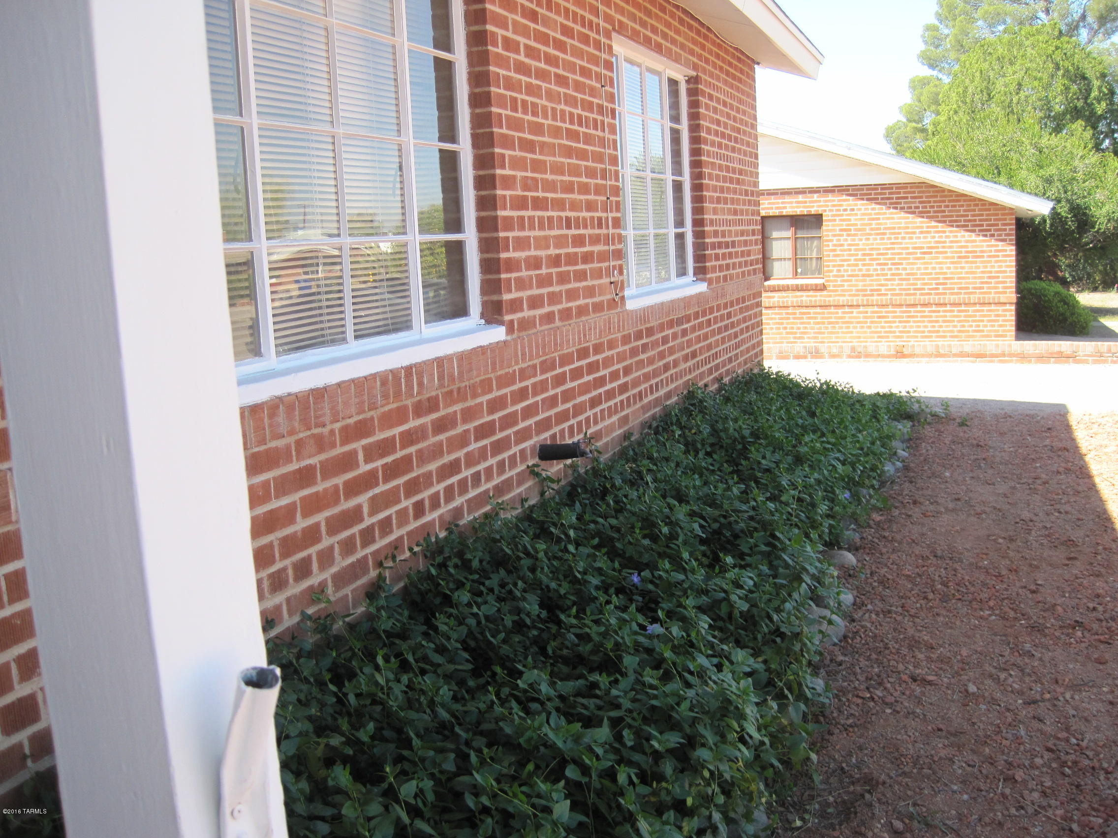 4866 E Cooper Street