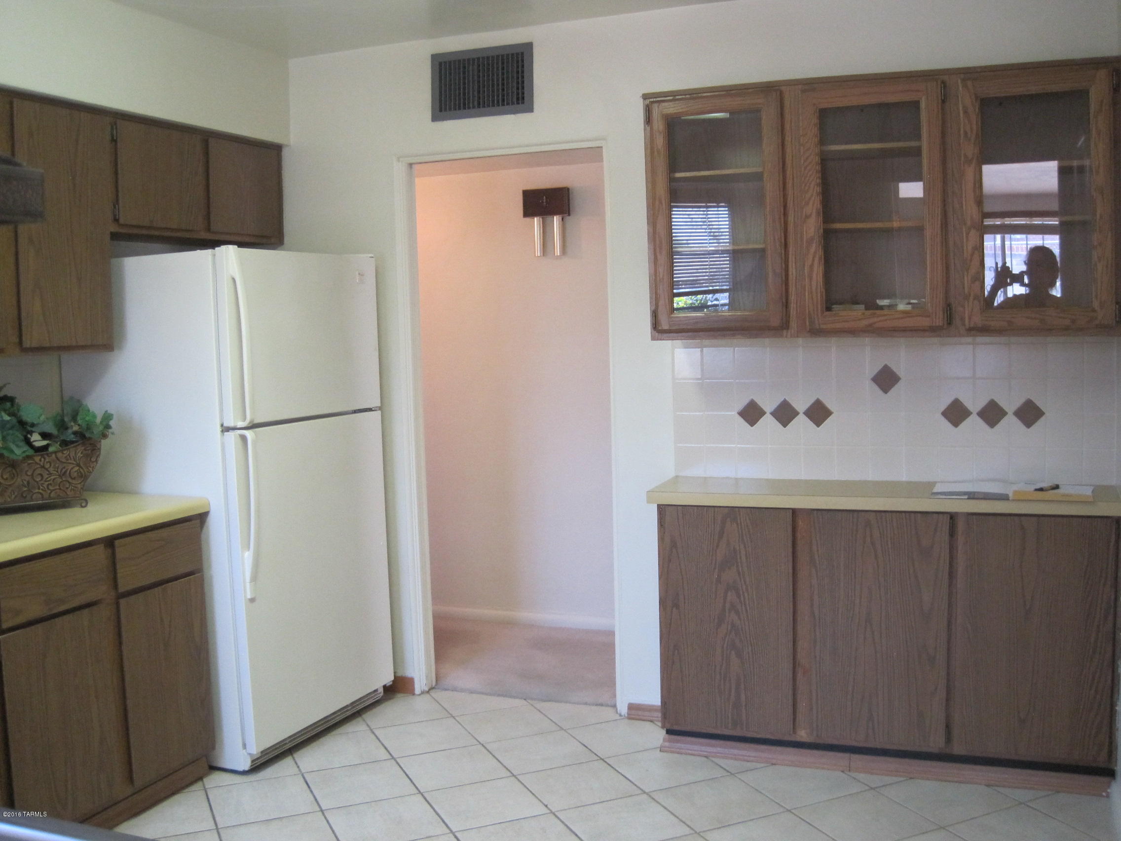 4866 E Cooper Street