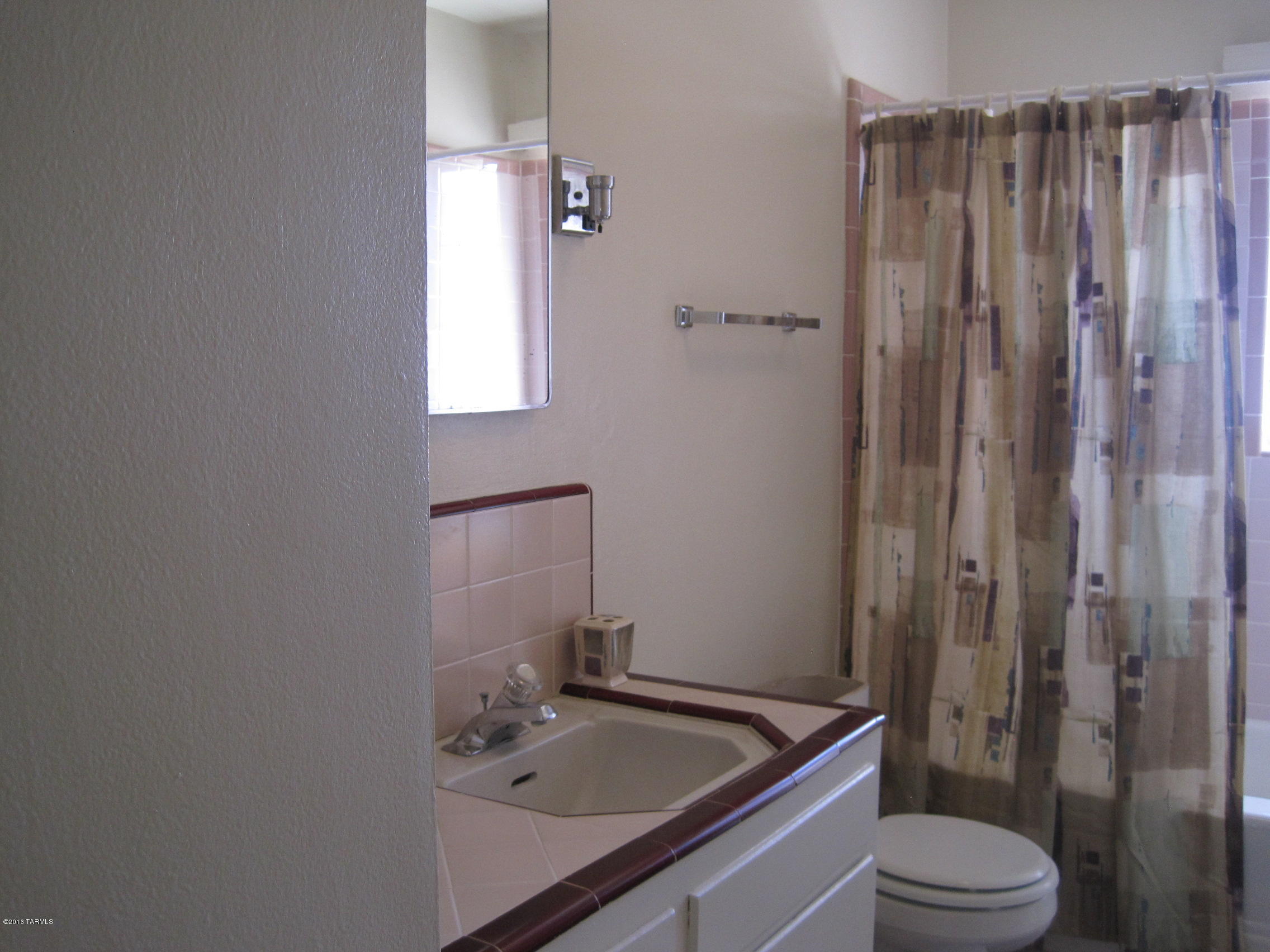 4866 E Cooper Street