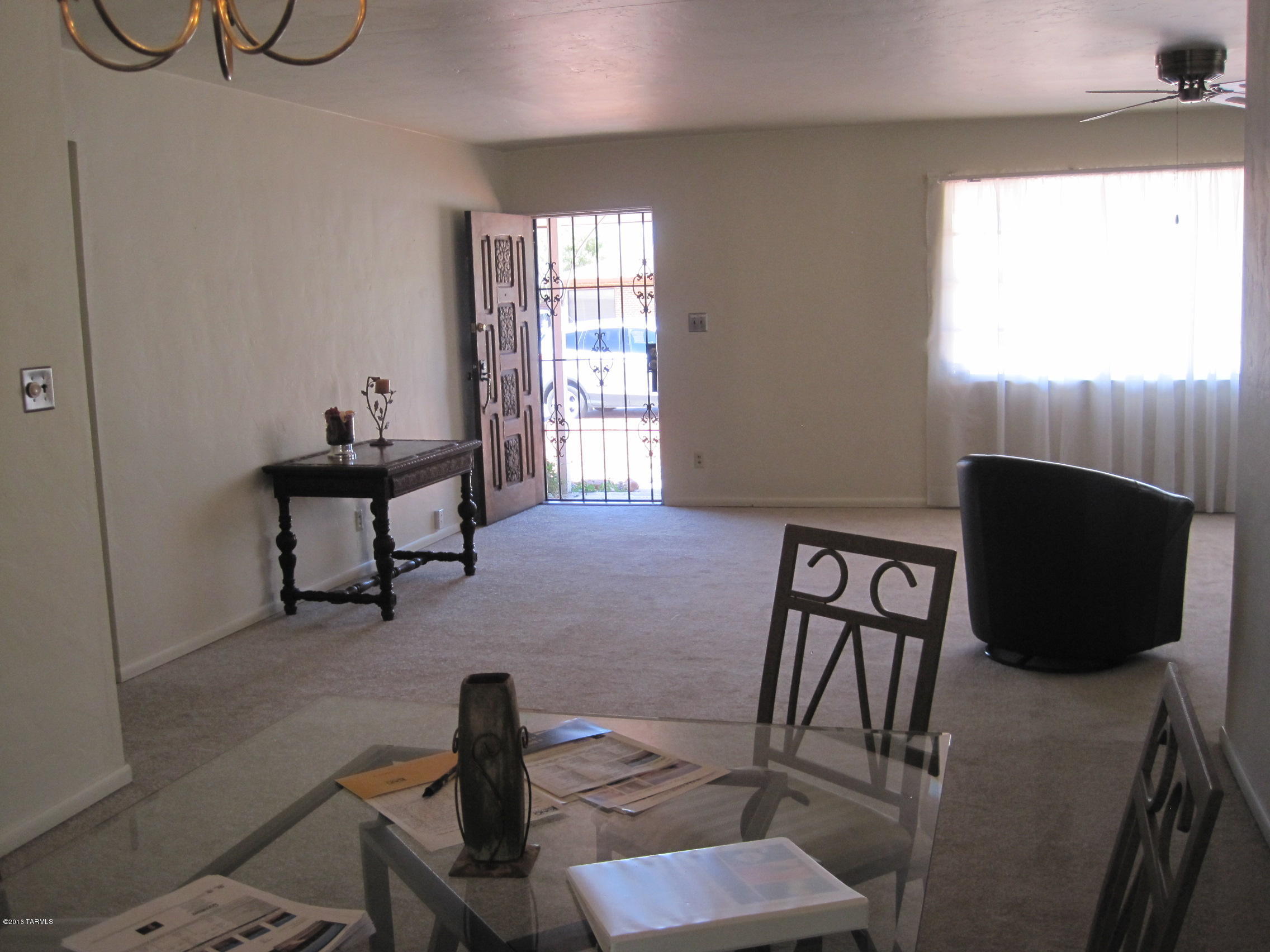 4866 E Cooper Street