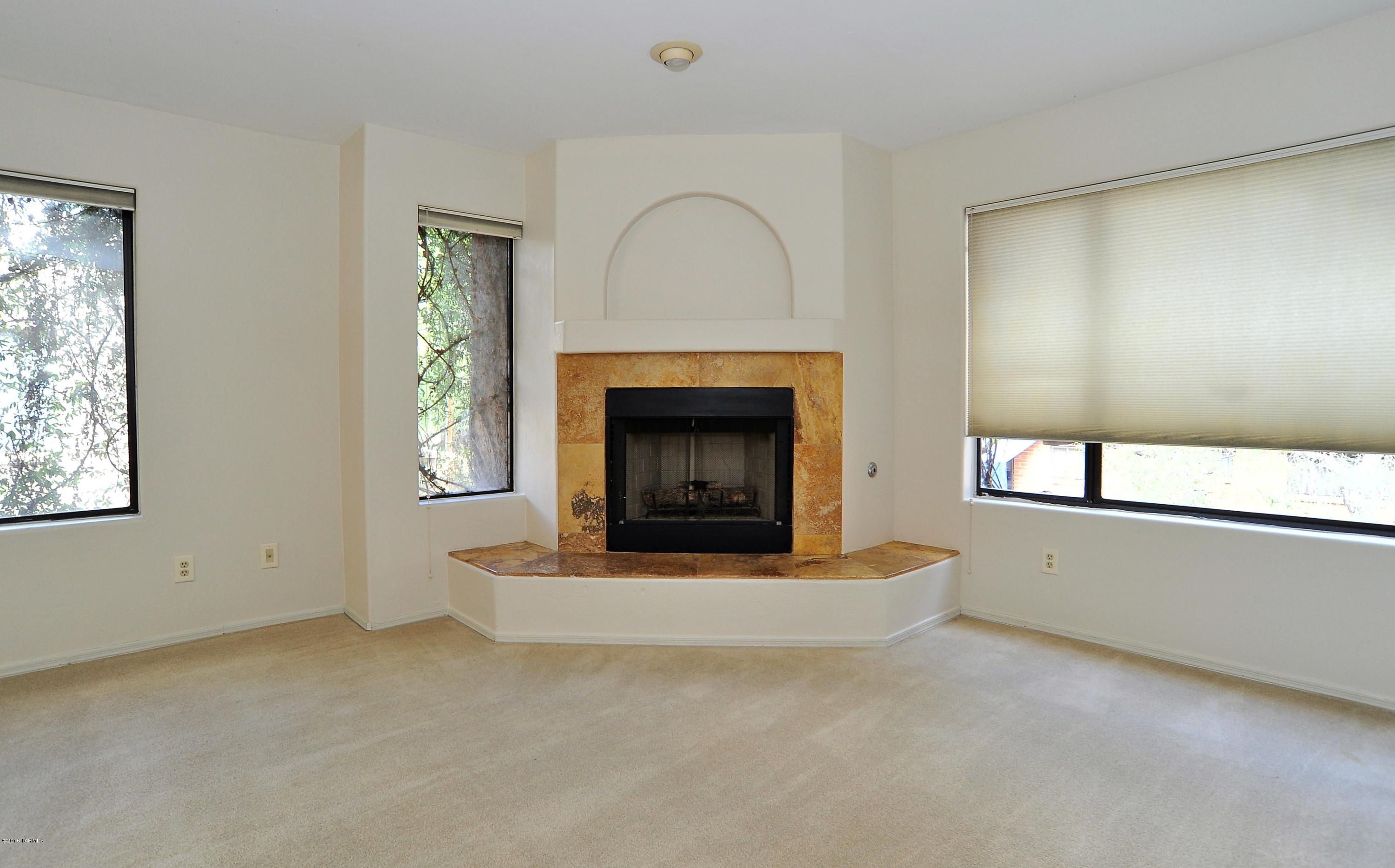 2920 E Sierra Vista Road