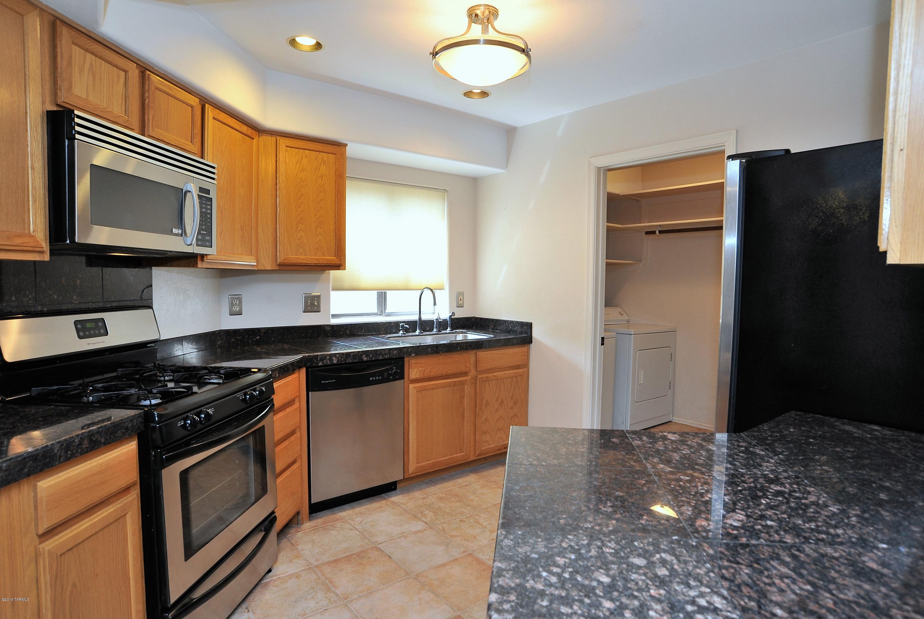 2920 E Sierra Vista Road