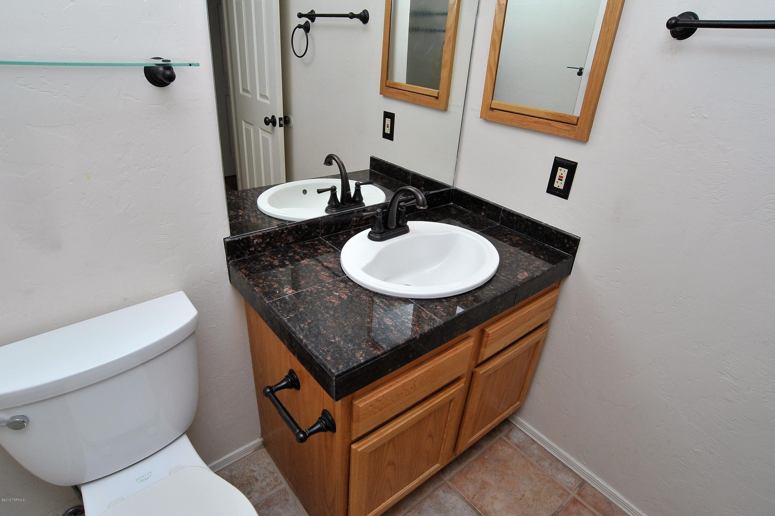 2920 E Sierra Vista Road