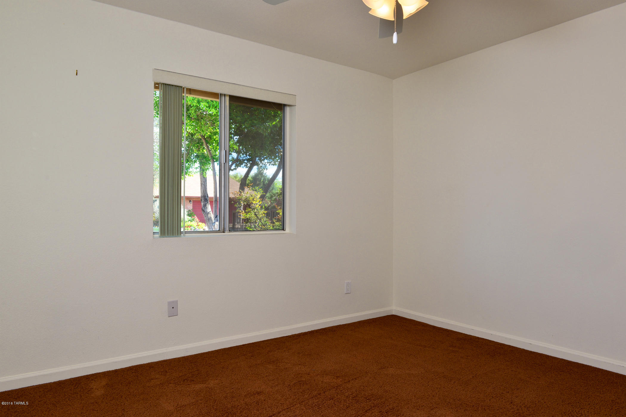 4642 W Red Wolf Drive