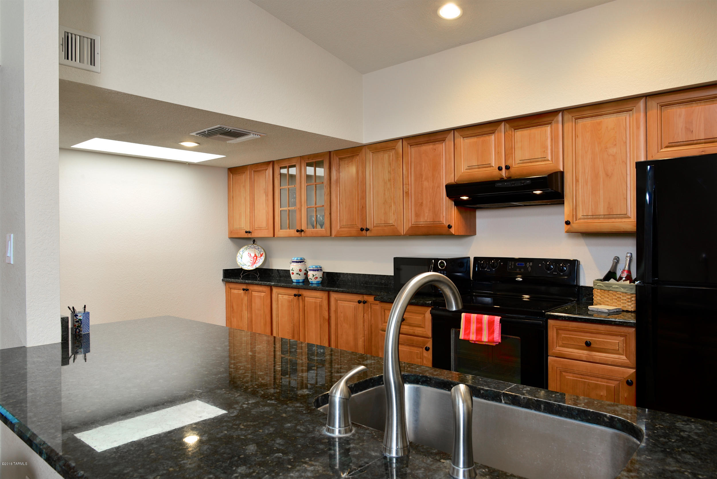 7425 E Wandering Road