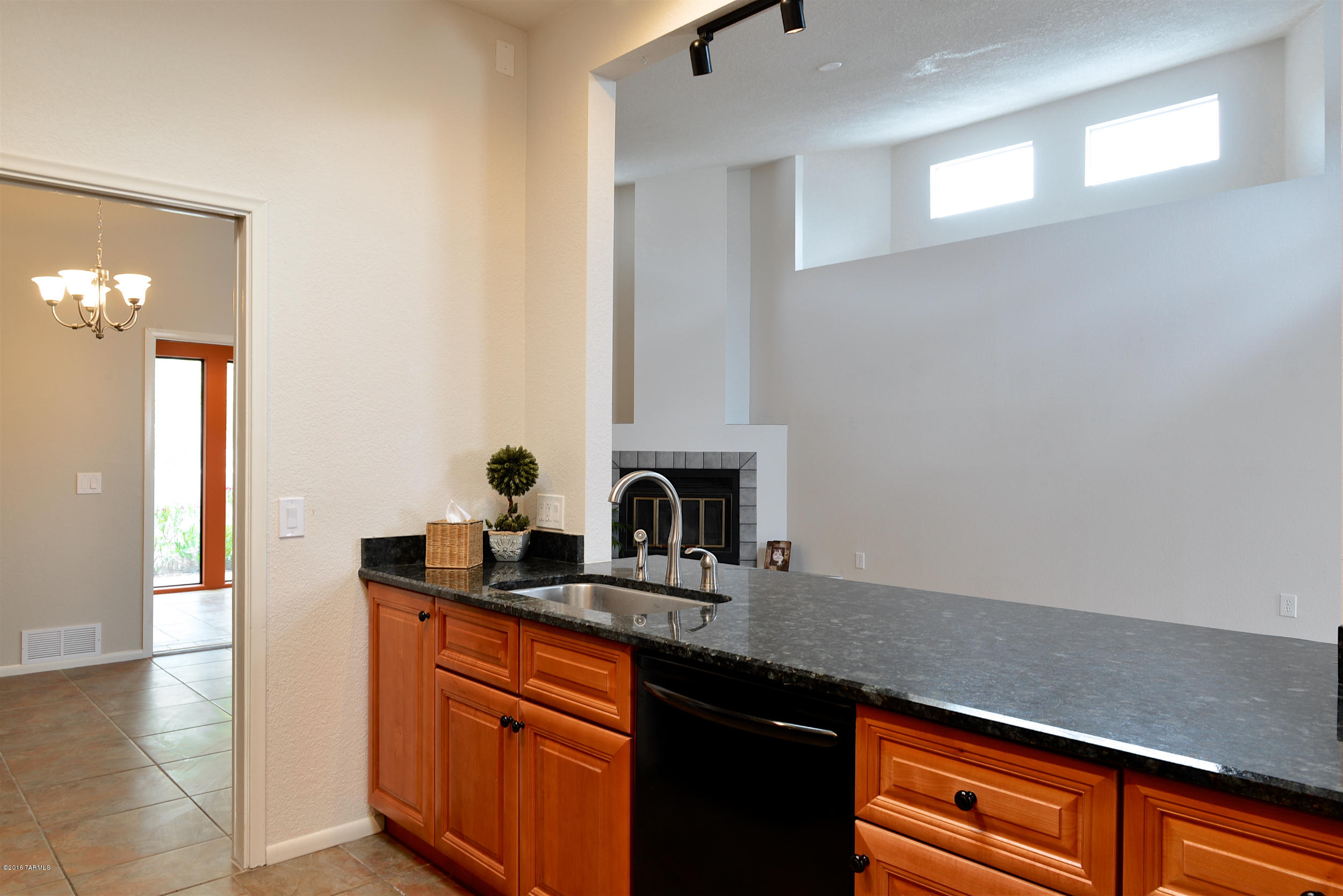 7425 E Wandering Road