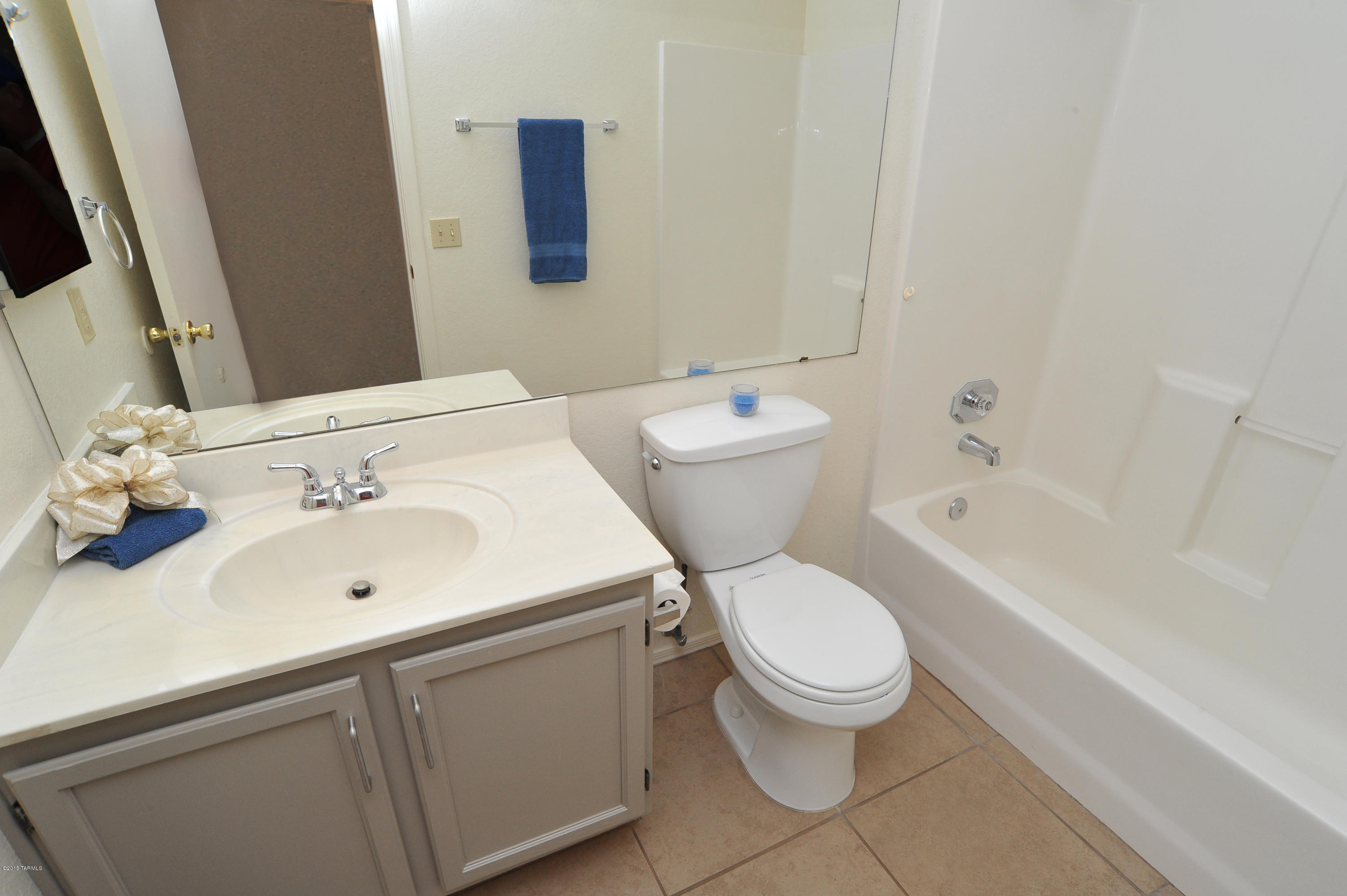 8641 N Rasmussen Avenue