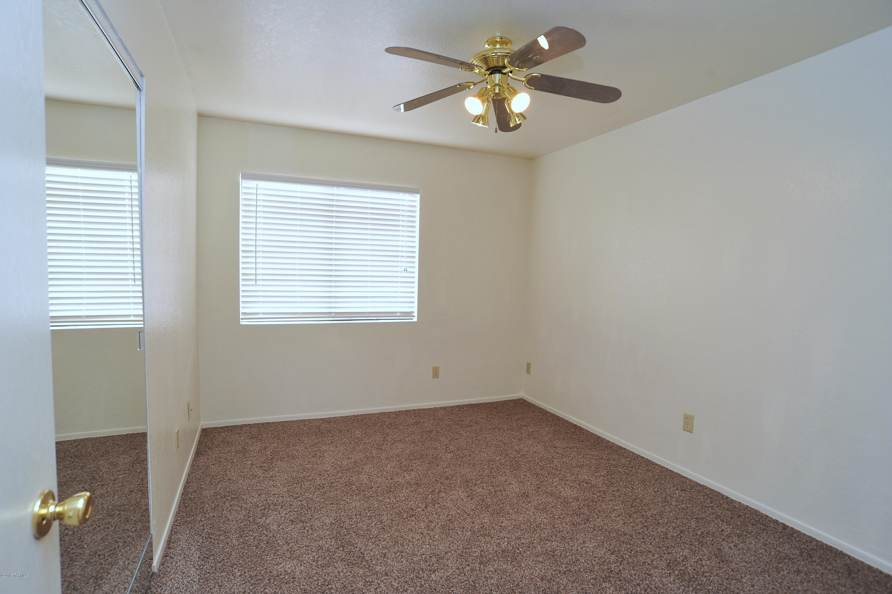 8641 N Rasmussen Avenue