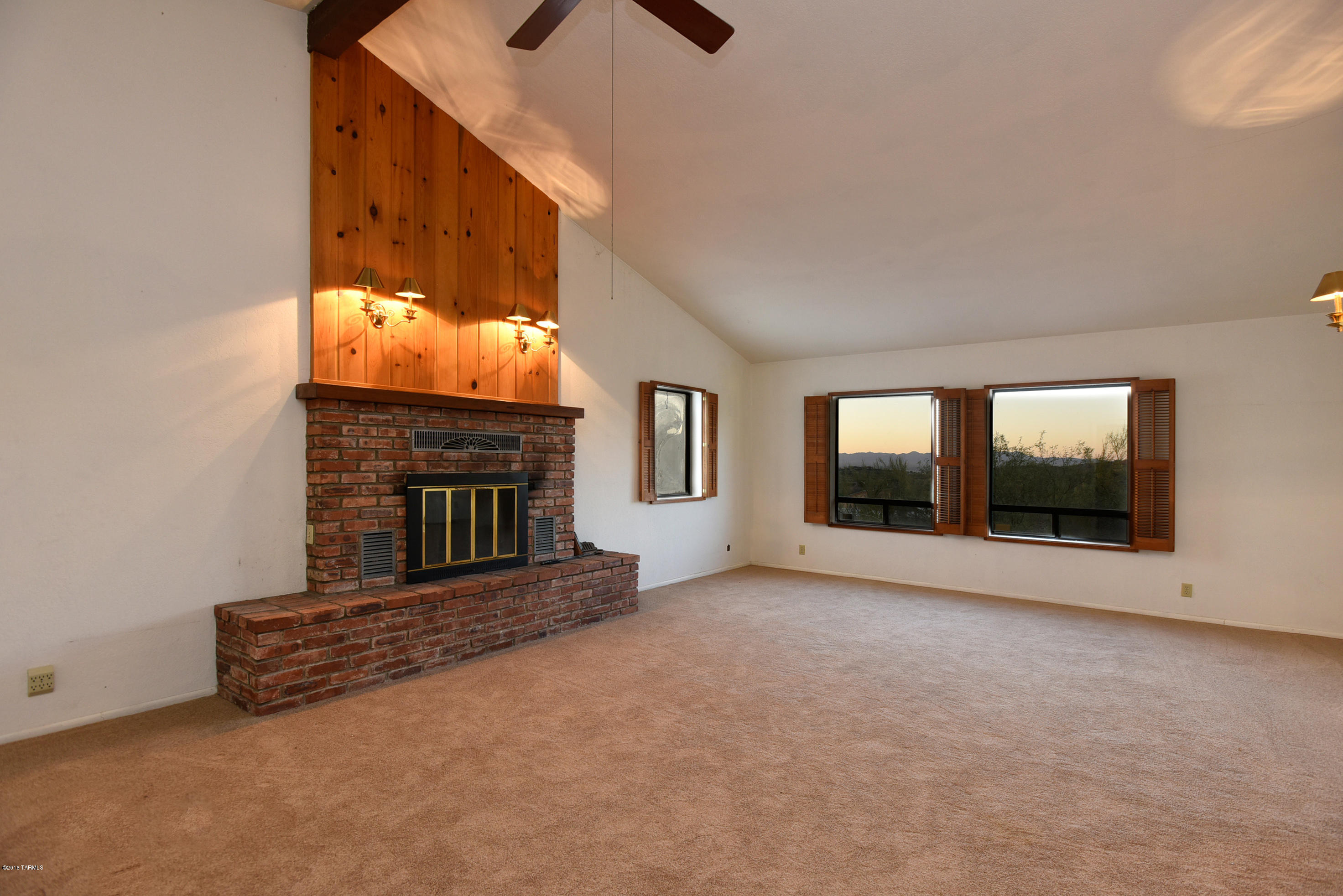 825 N Windbell Circle